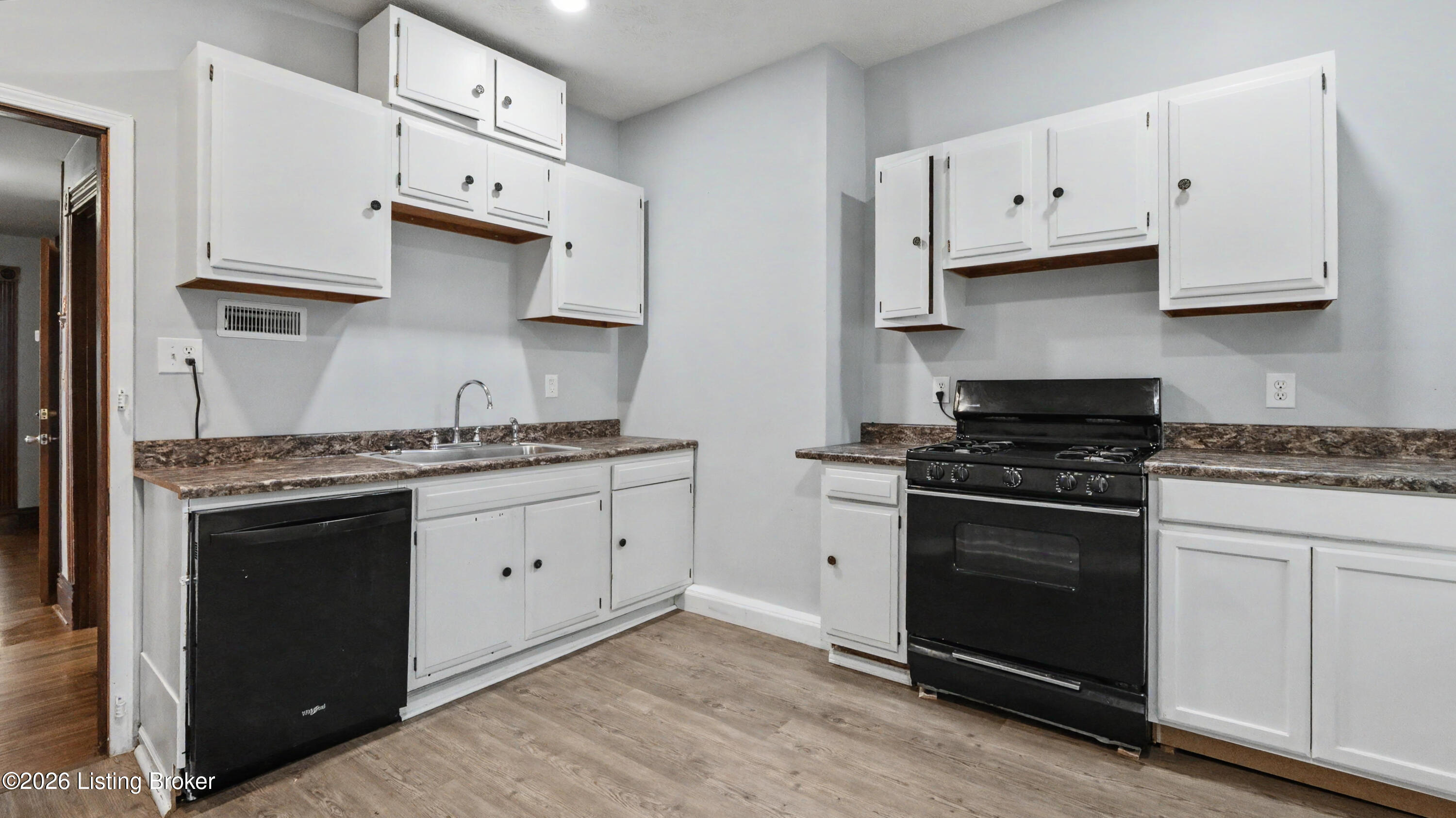 1313 Highland Ave