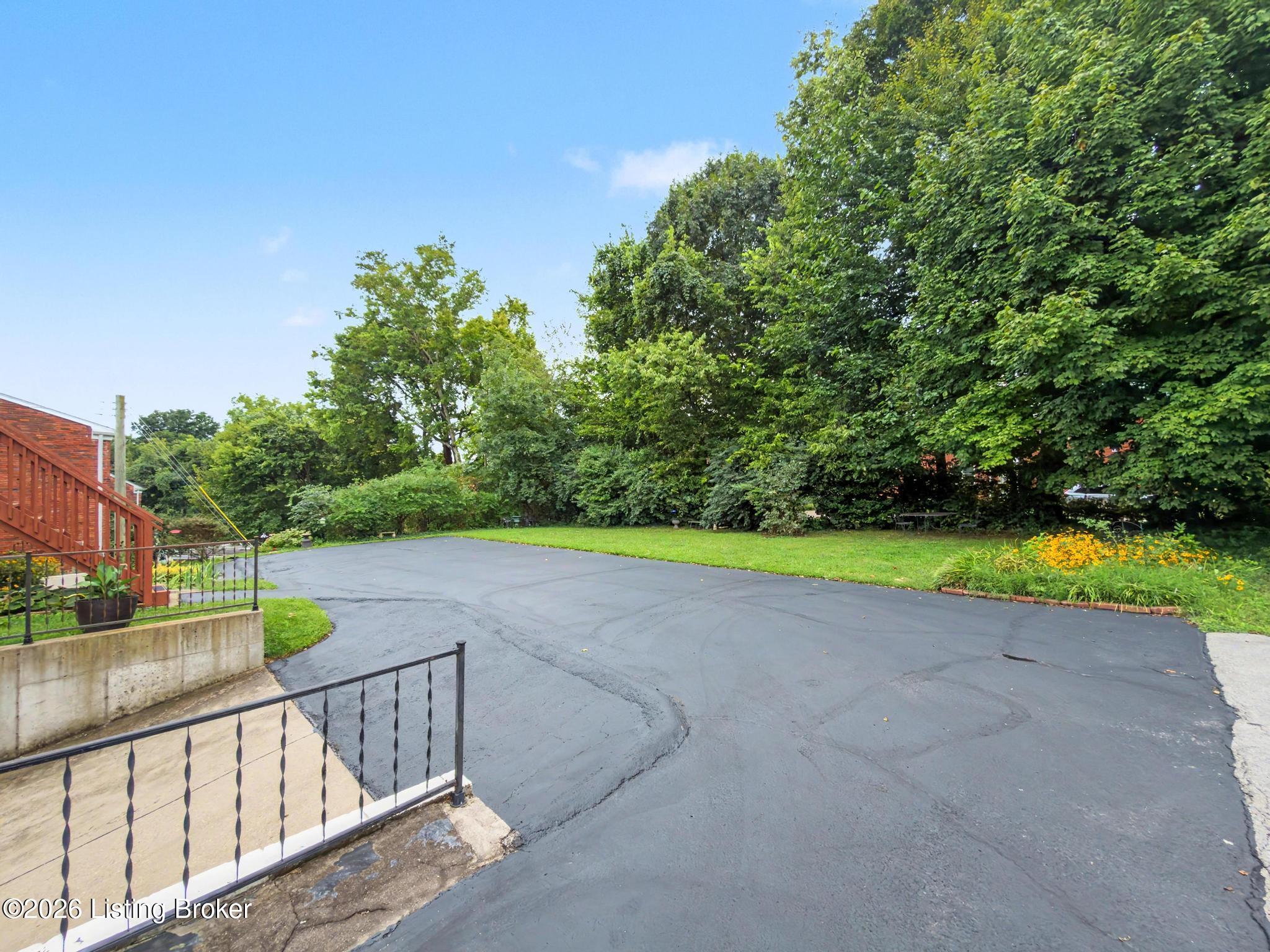2714 Riedling Dr APT 4