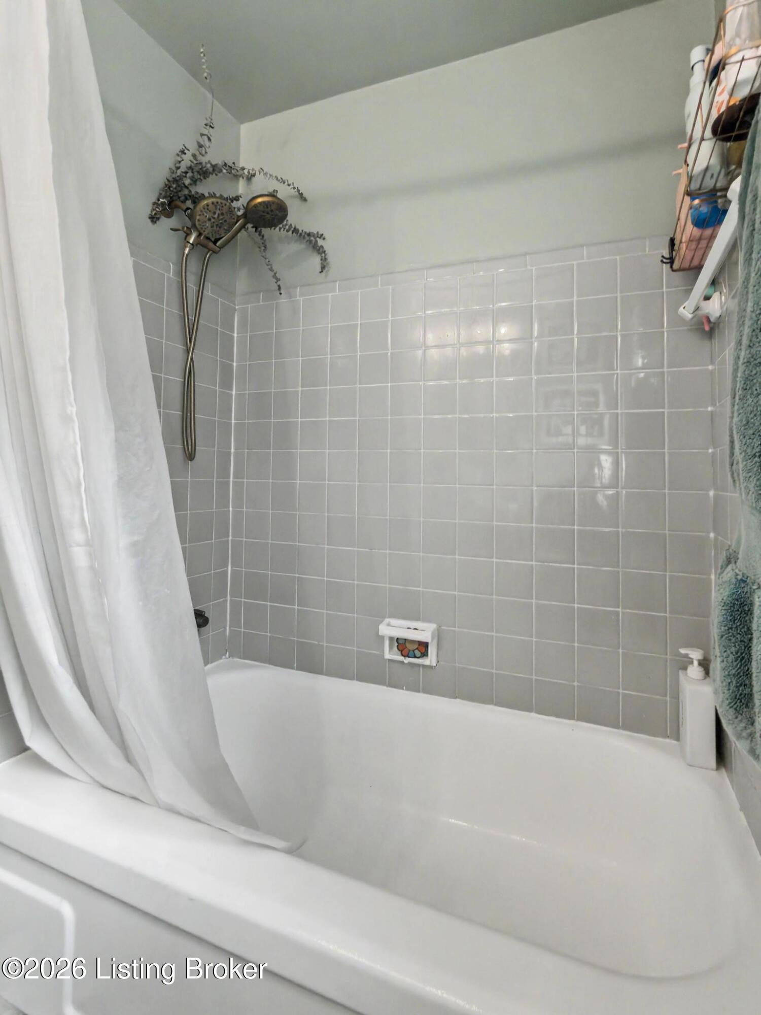 2714 Riedling Dr APT 4
