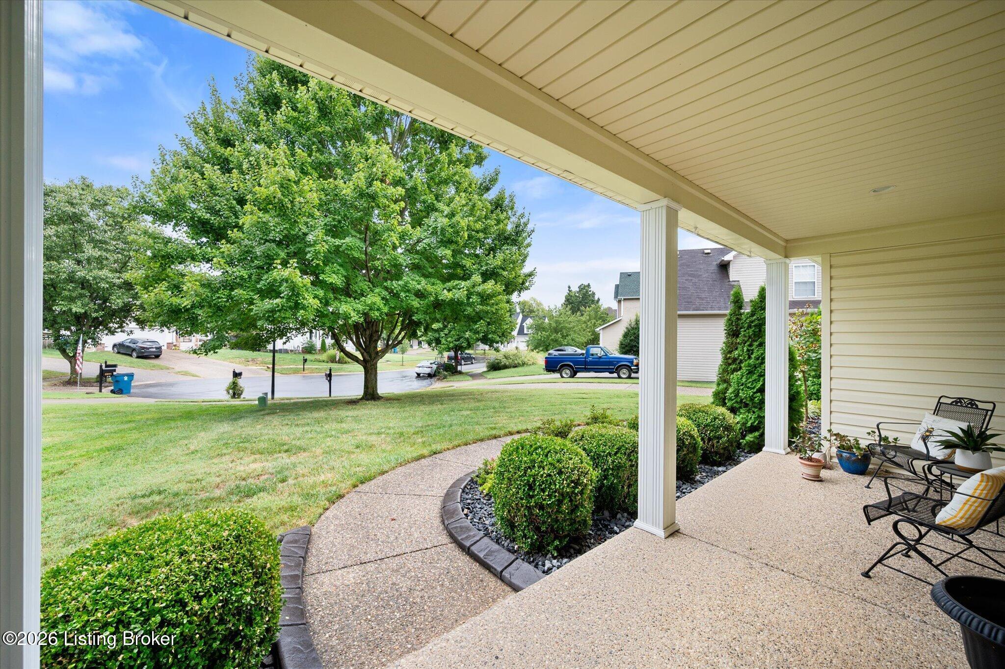 5602 Sundrop Pl