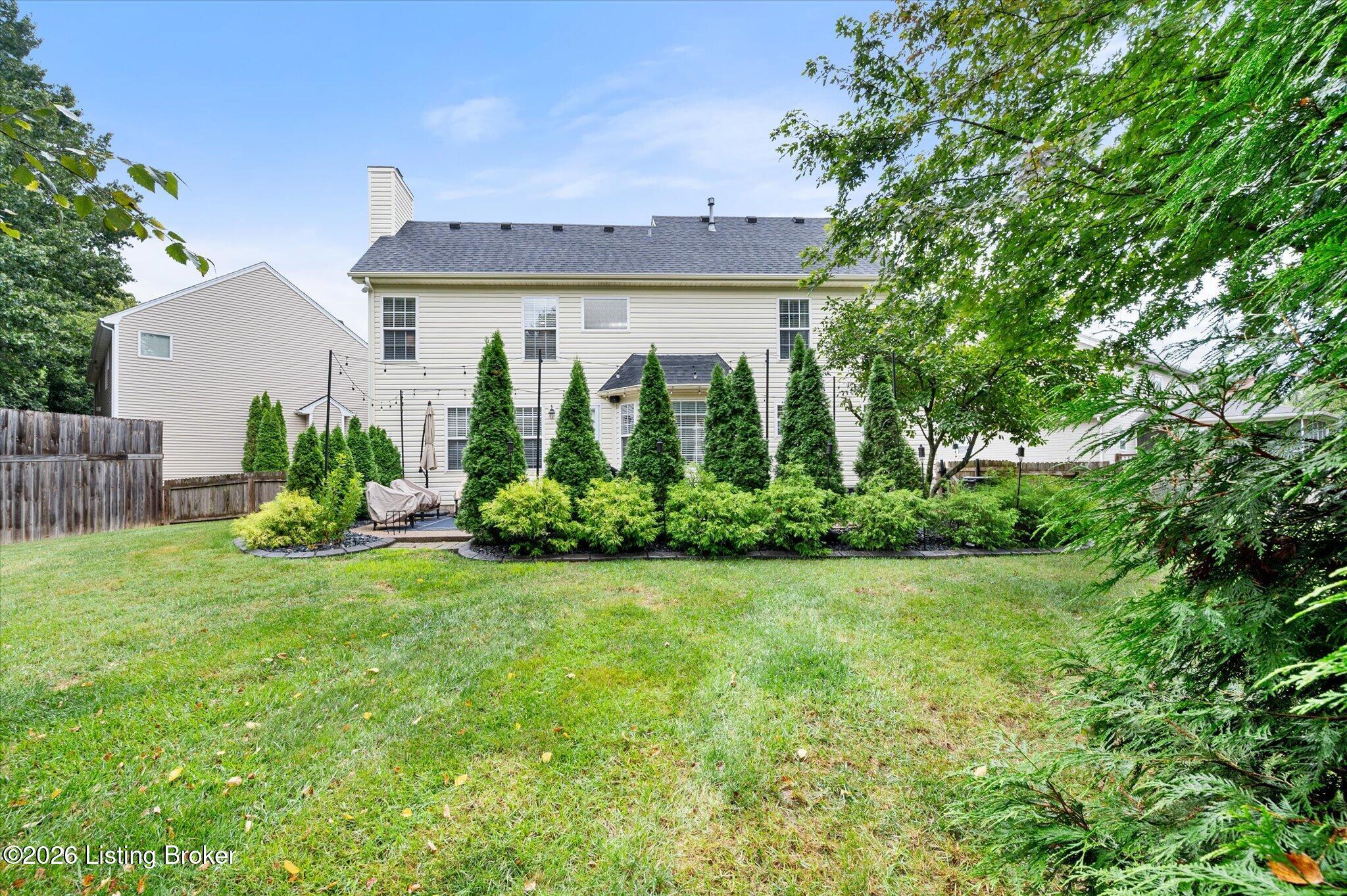 5602 Sundrop Pl