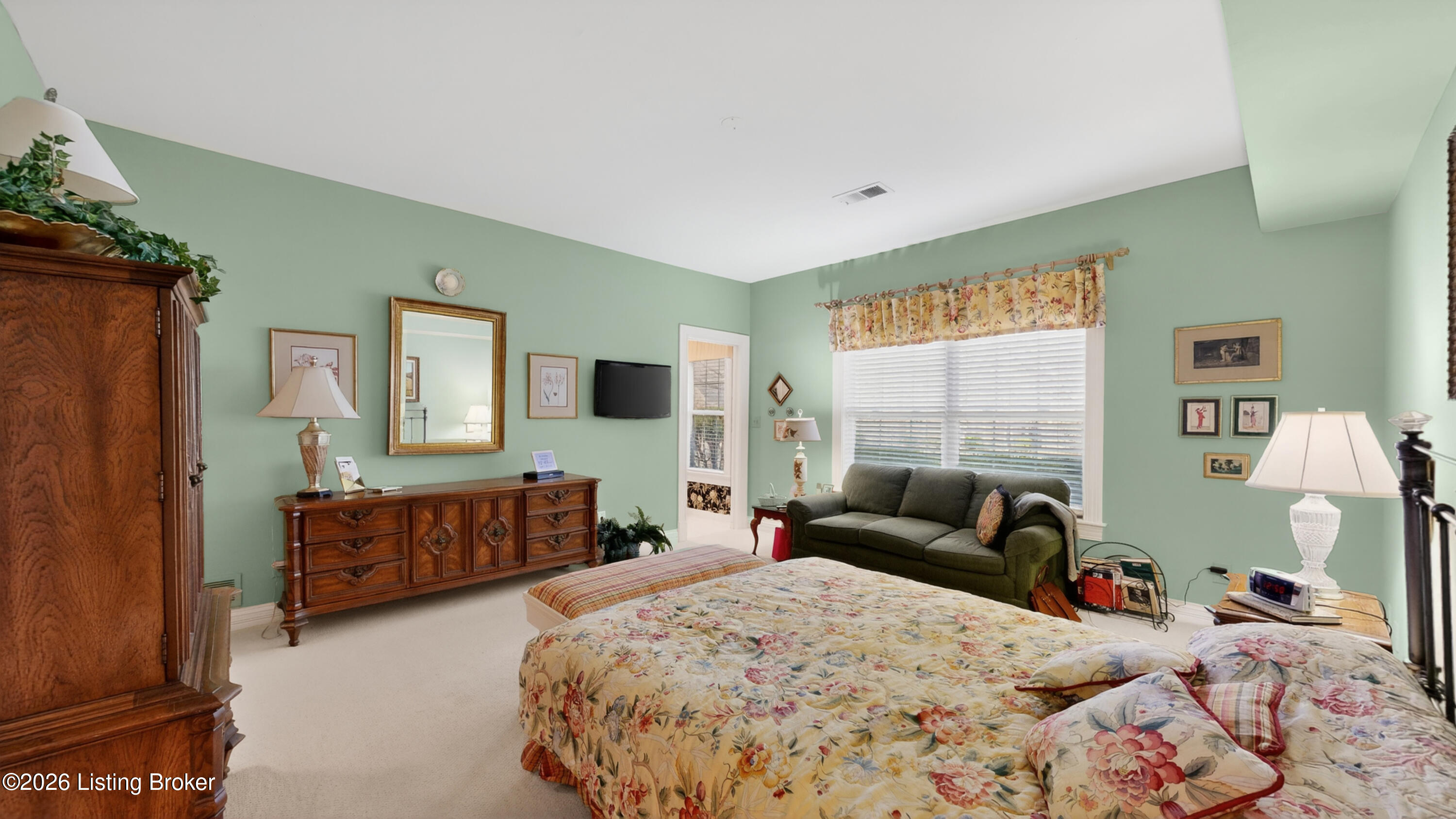 5943 Ashwood Bluff Dr