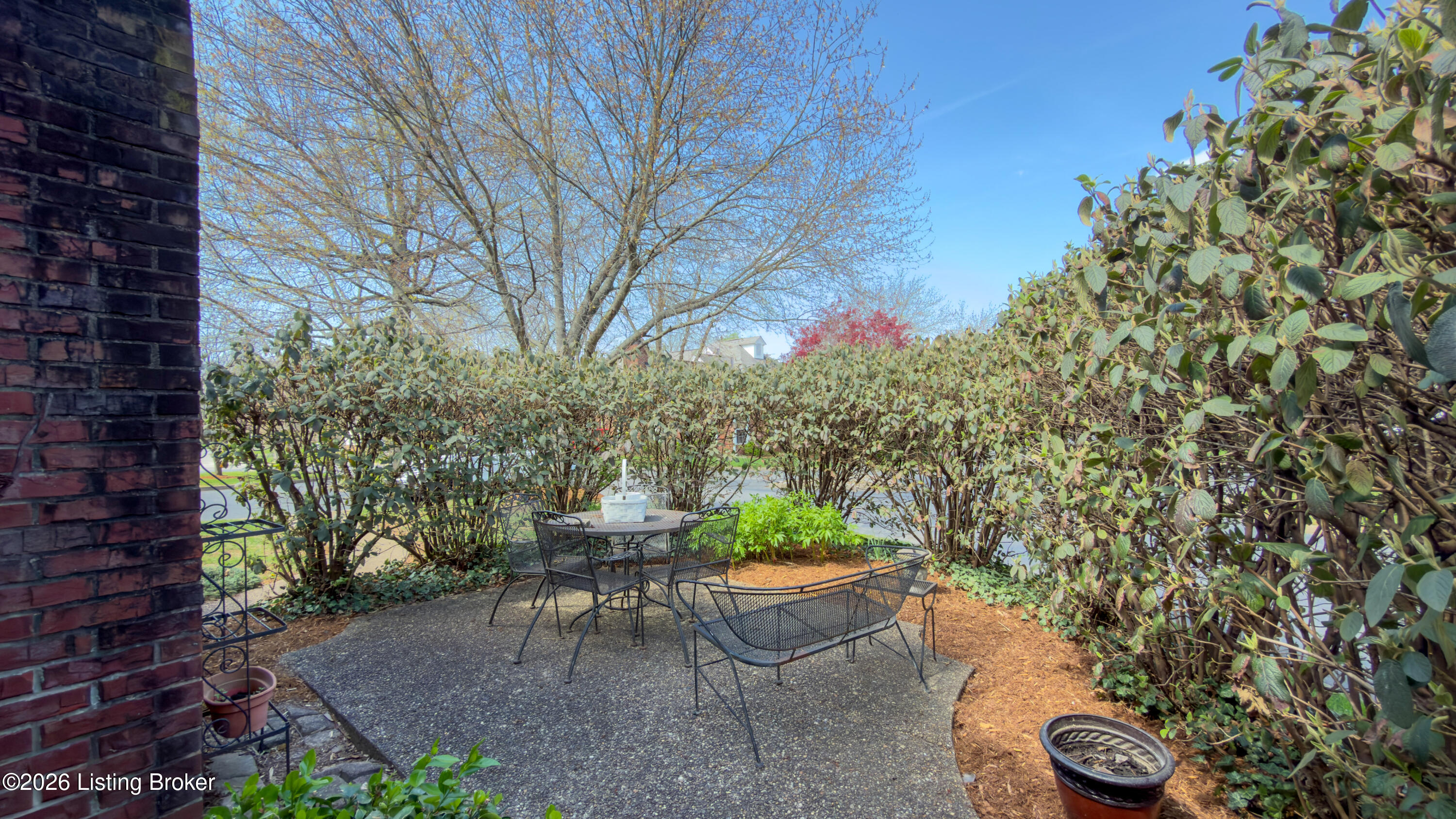 5943 Ashwood Bluff Dr