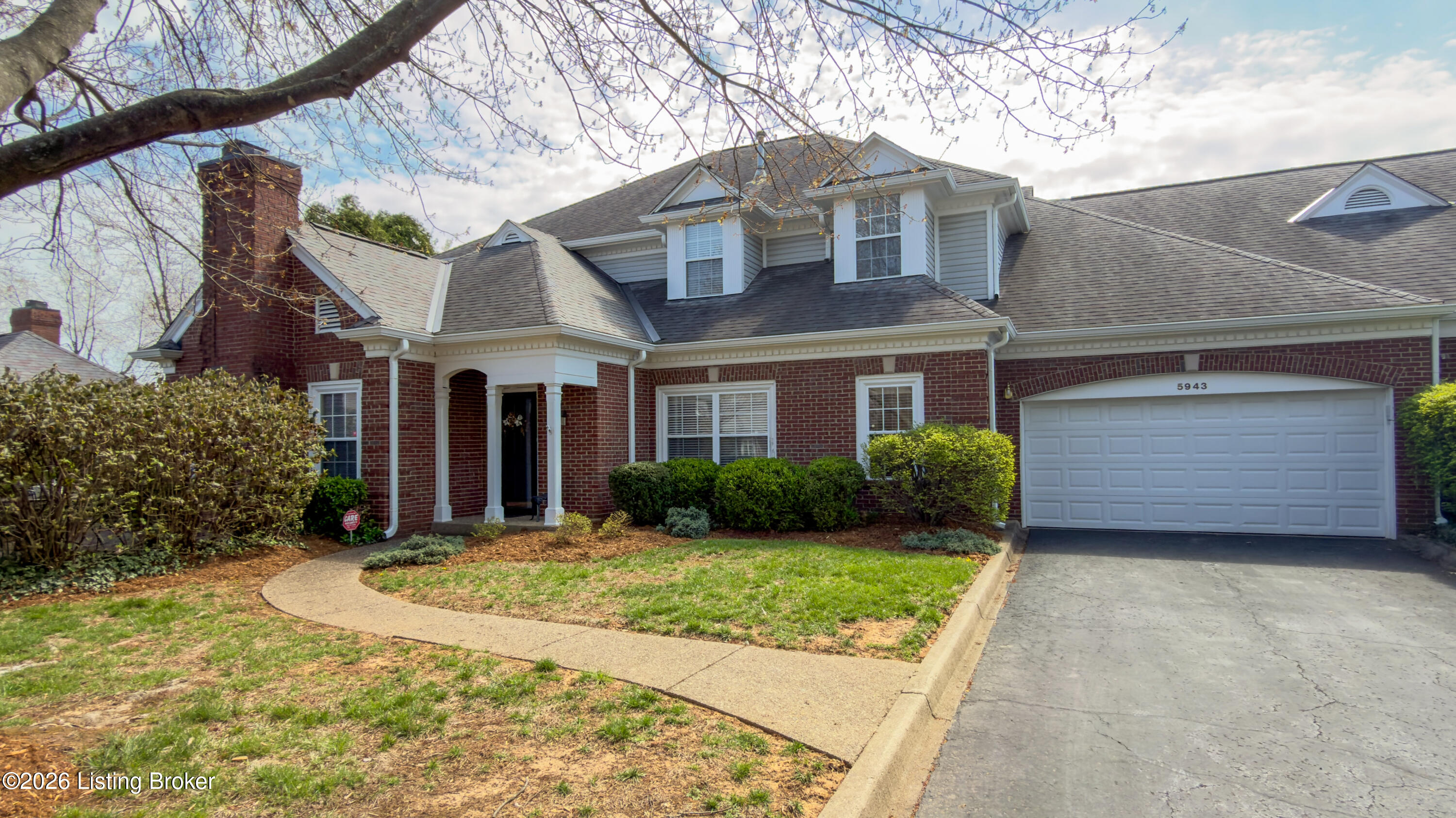 5943 Ashwood Bluff Dr