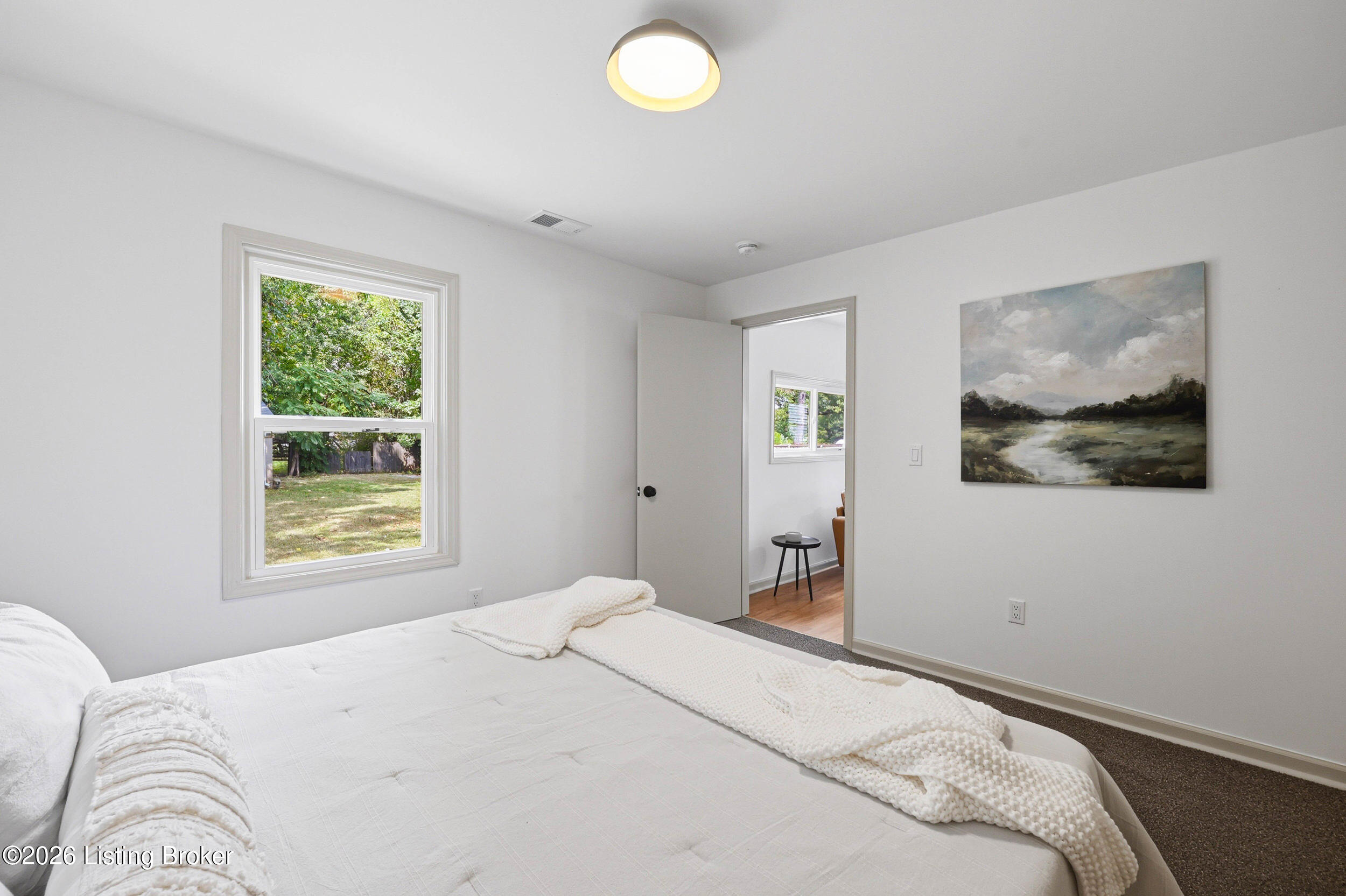 2413 Donna Rd