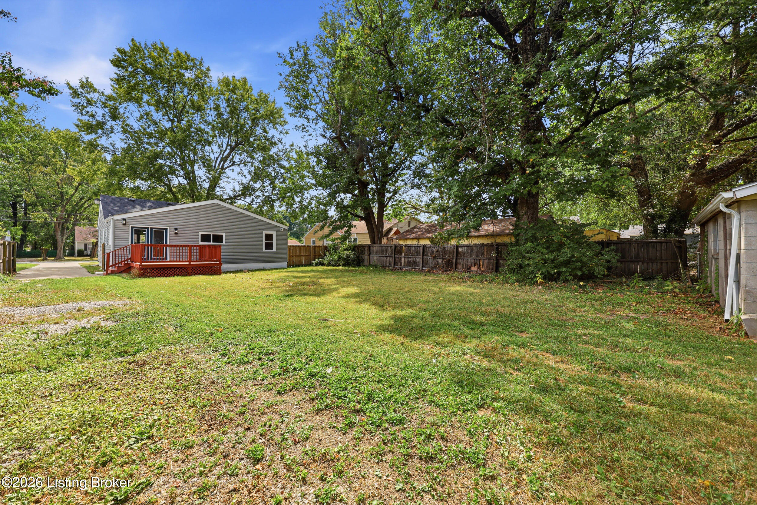 2413 Donna Rd
