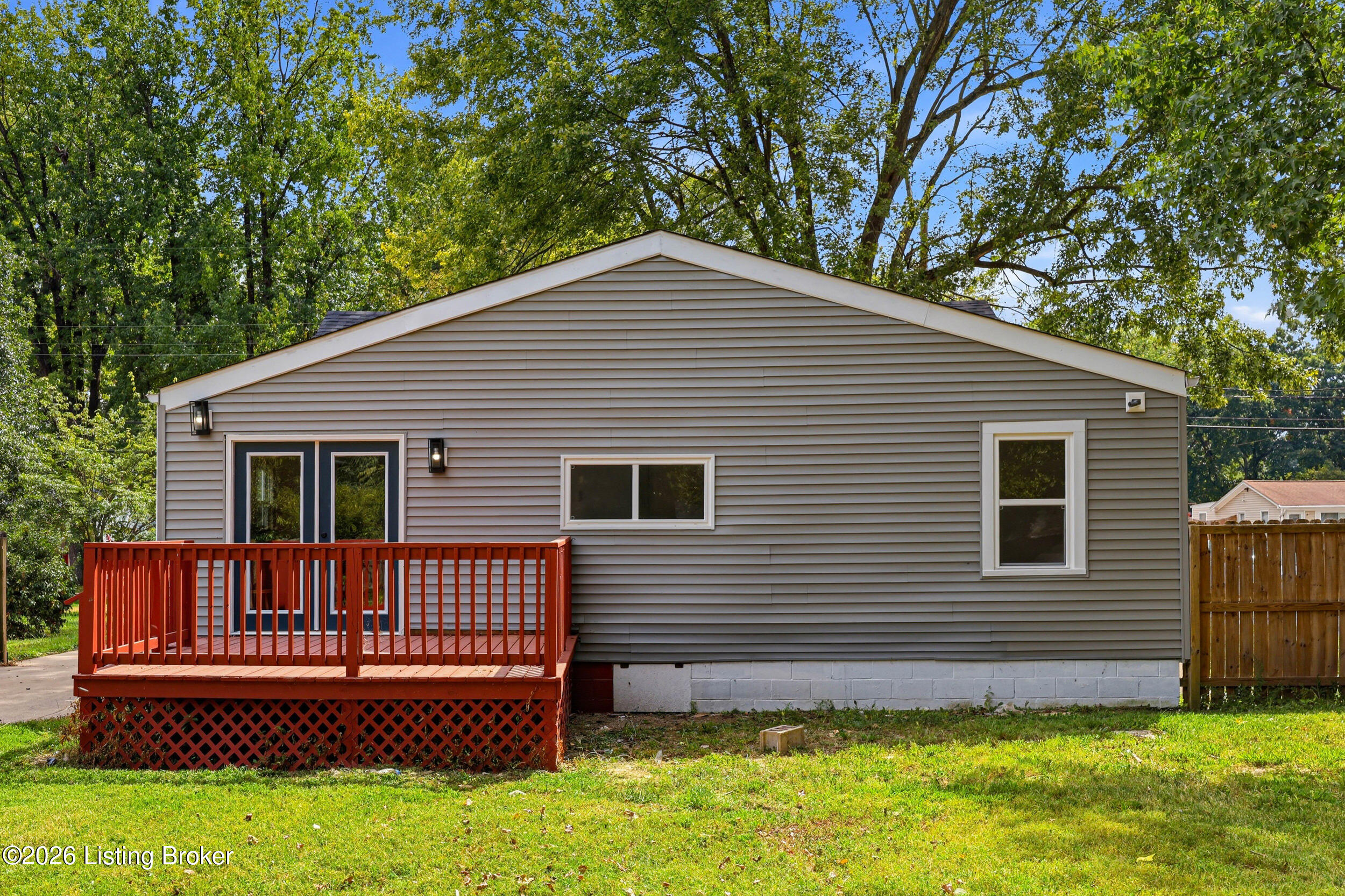 2413 Donna Rd