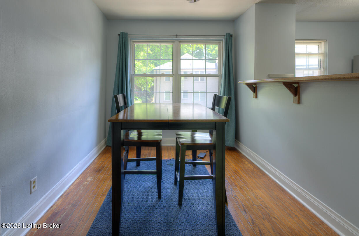 2316 Grinstead Dr 4