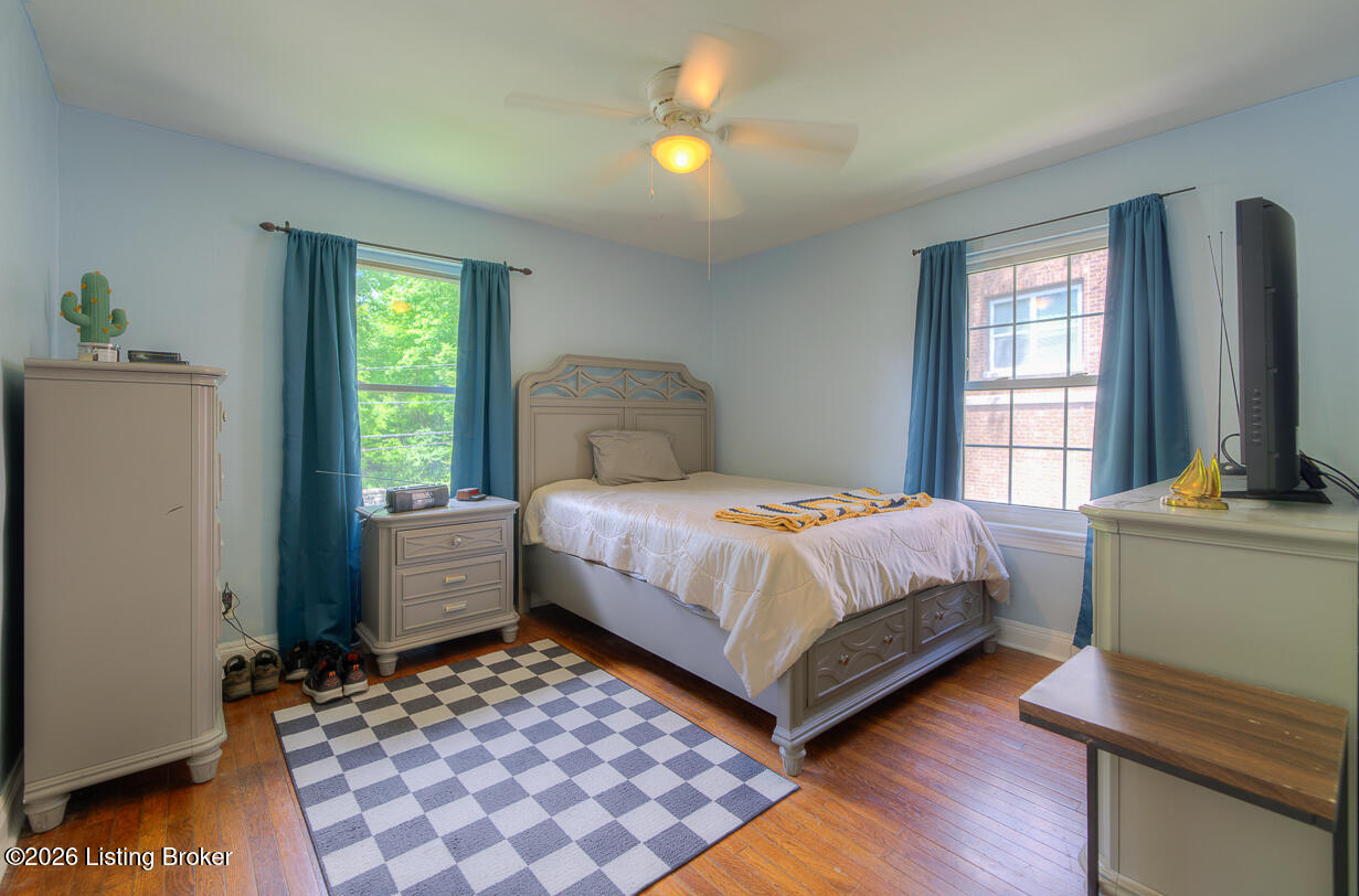 2316 Grinstead Dr 4