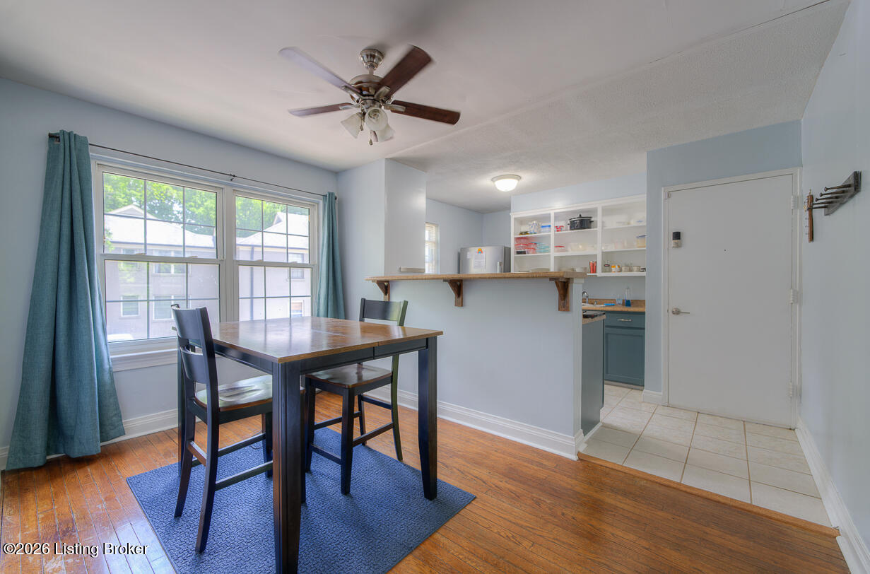 2316 Grinstead Dr 4