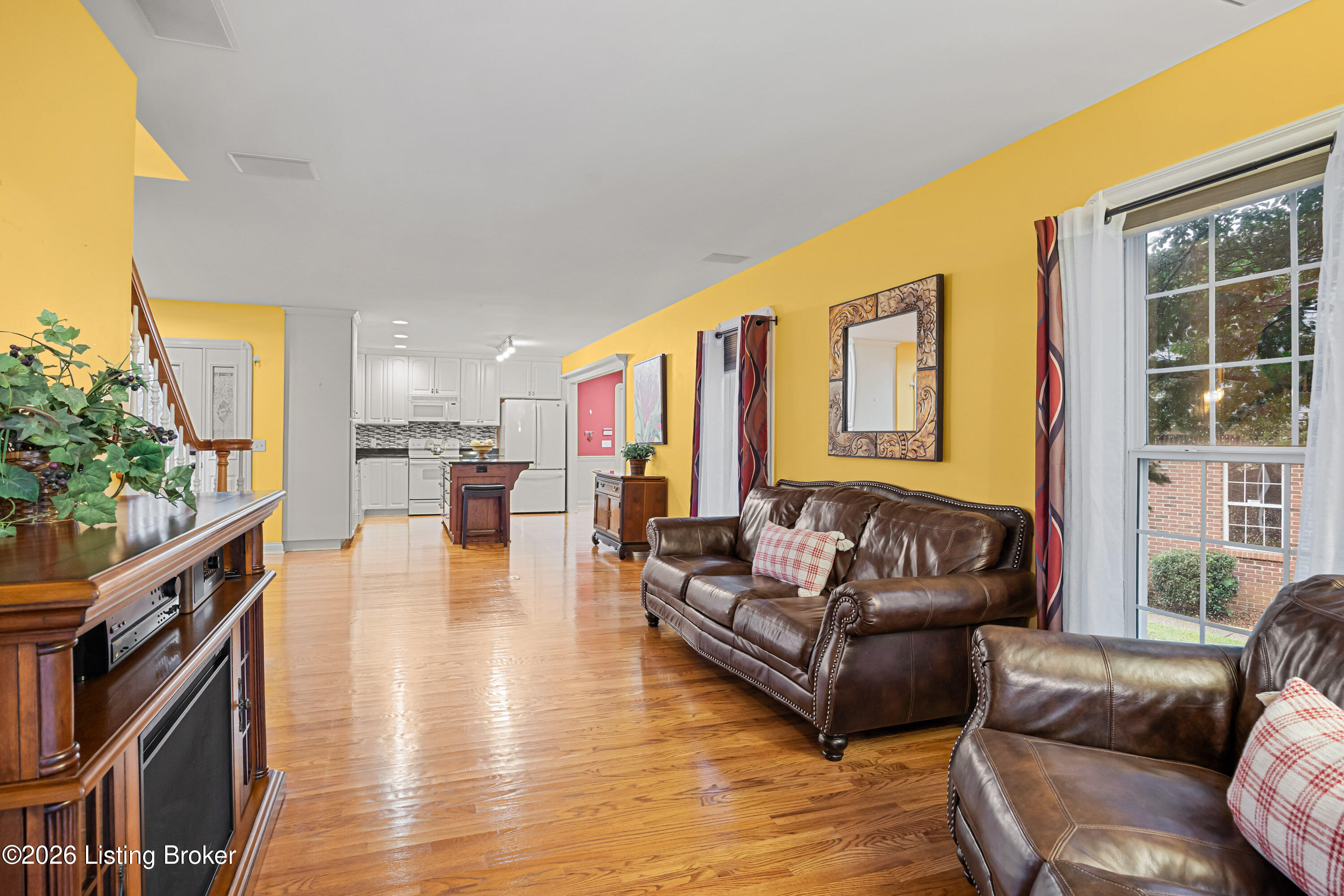 110 Ashton Ct