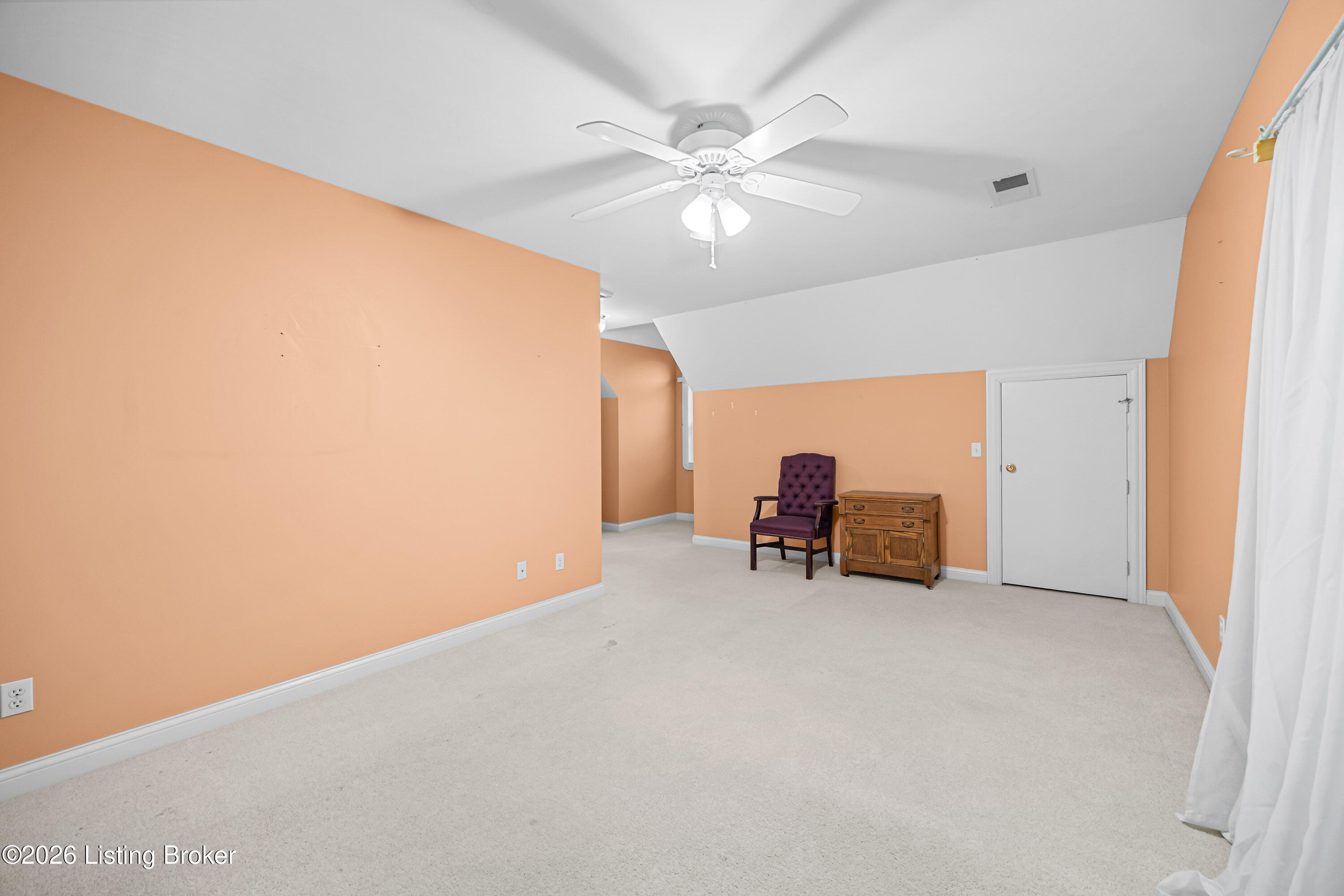 110 Ashton Ct