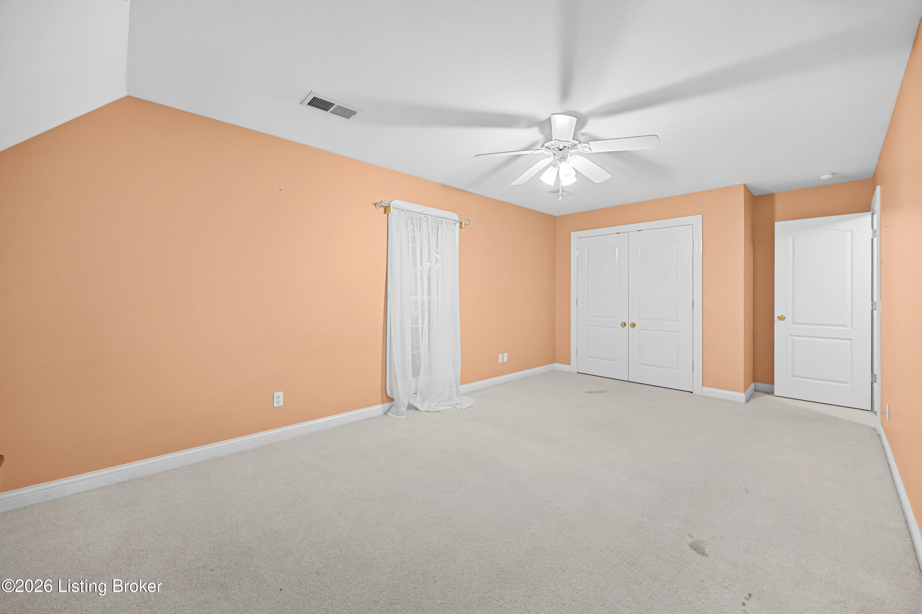 110 Ashton Ct