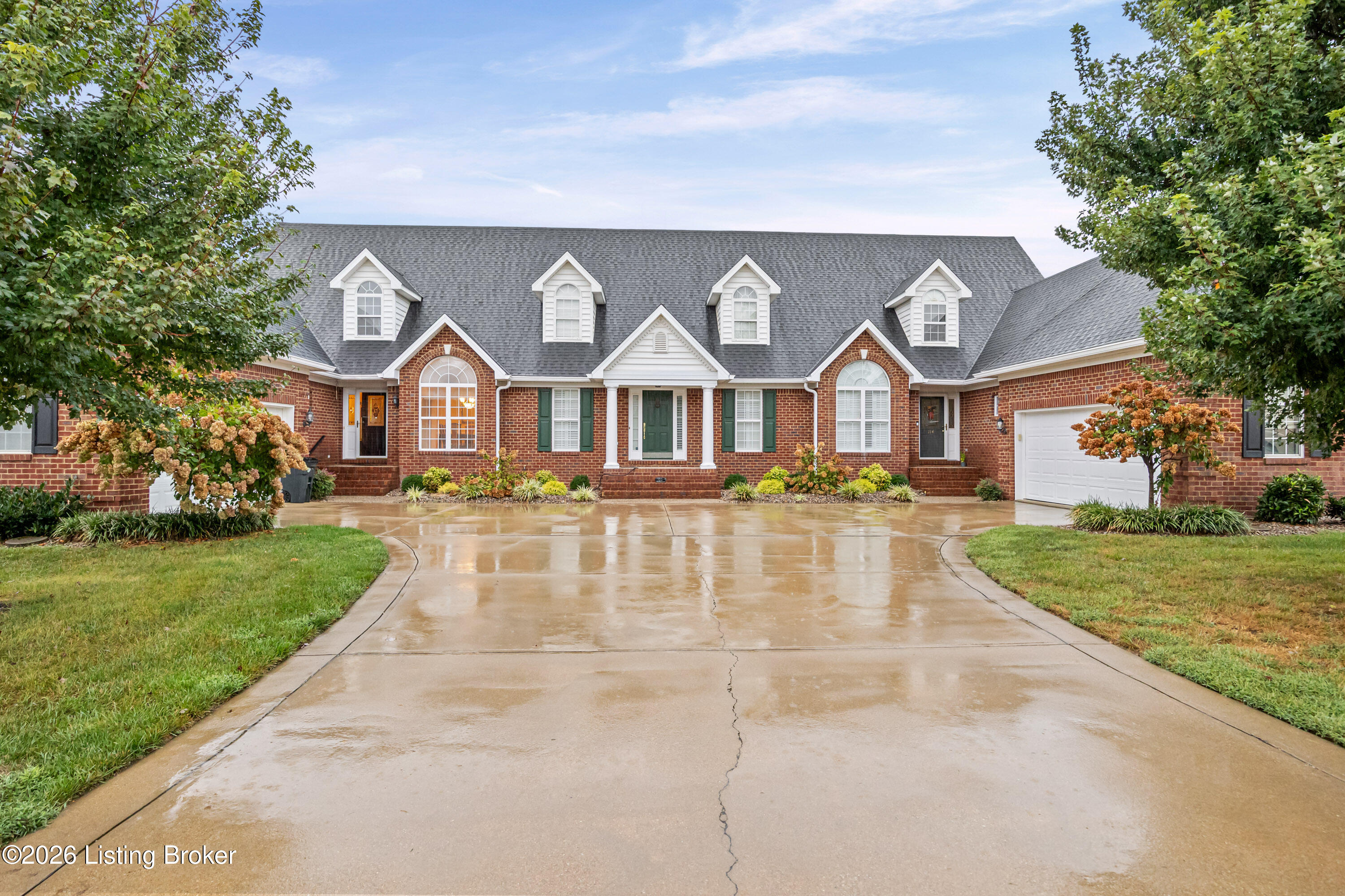 110 Ashton Ct
