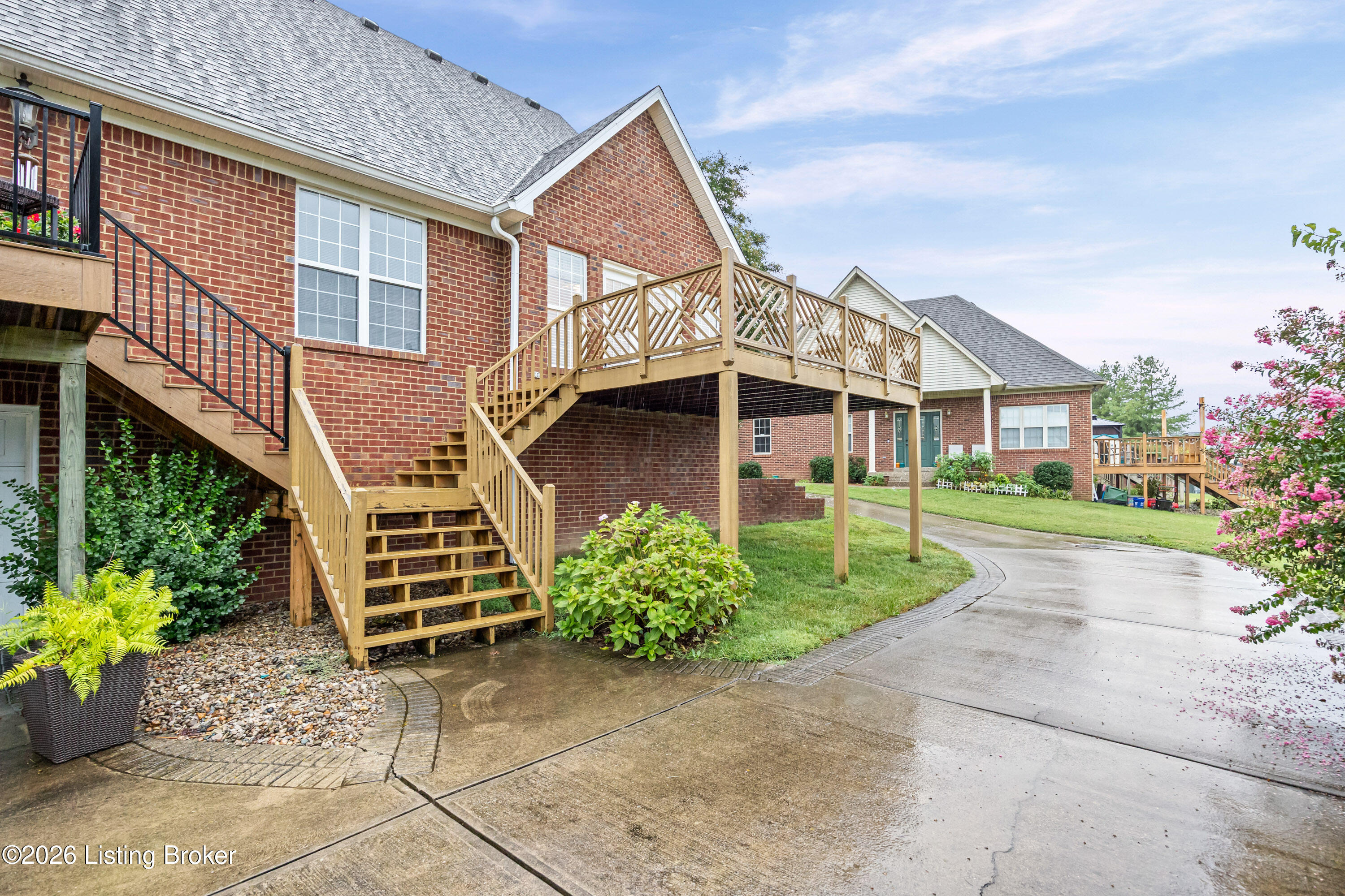 110 Ashton Ct