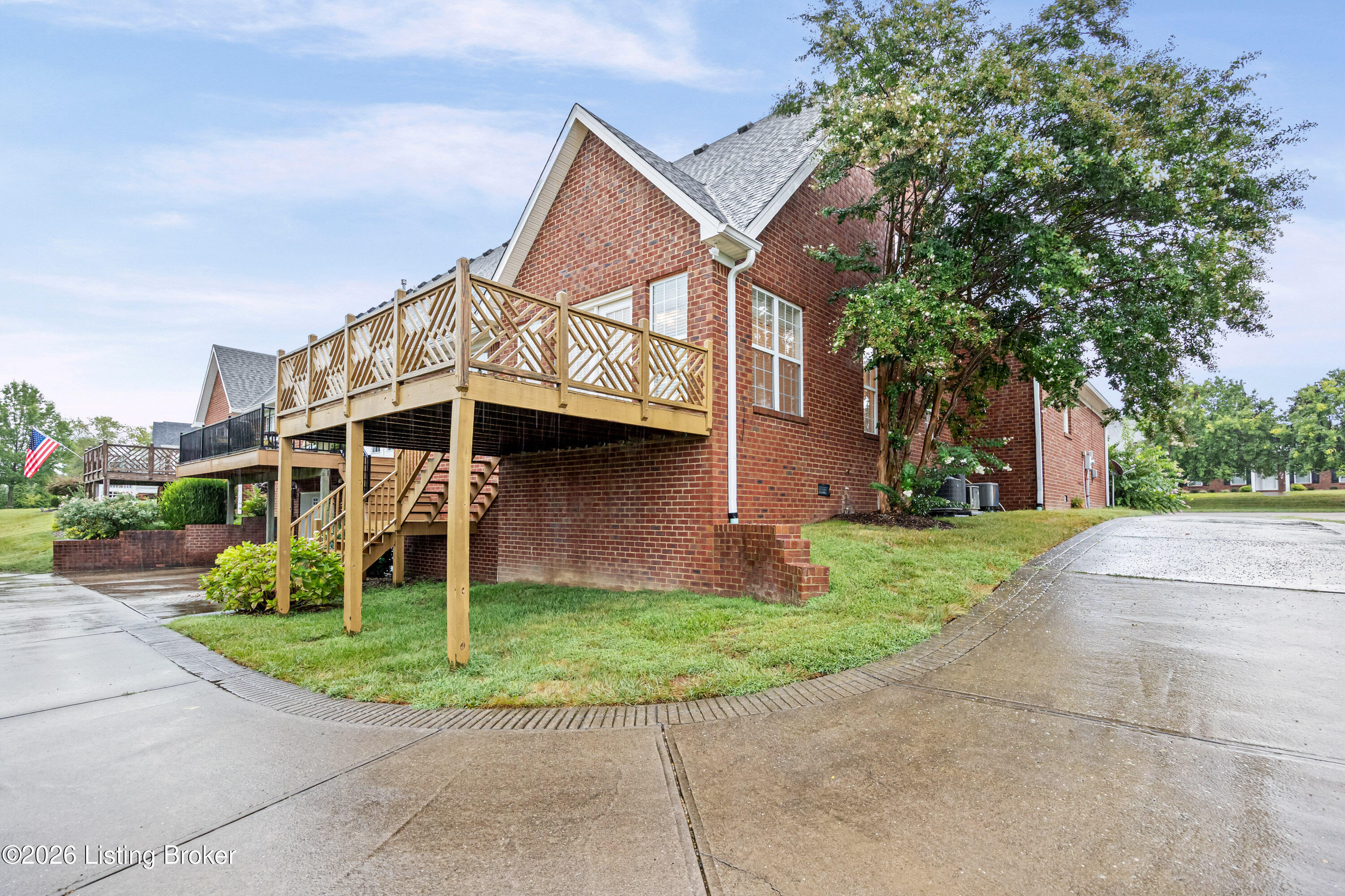 110 Ashton Ct