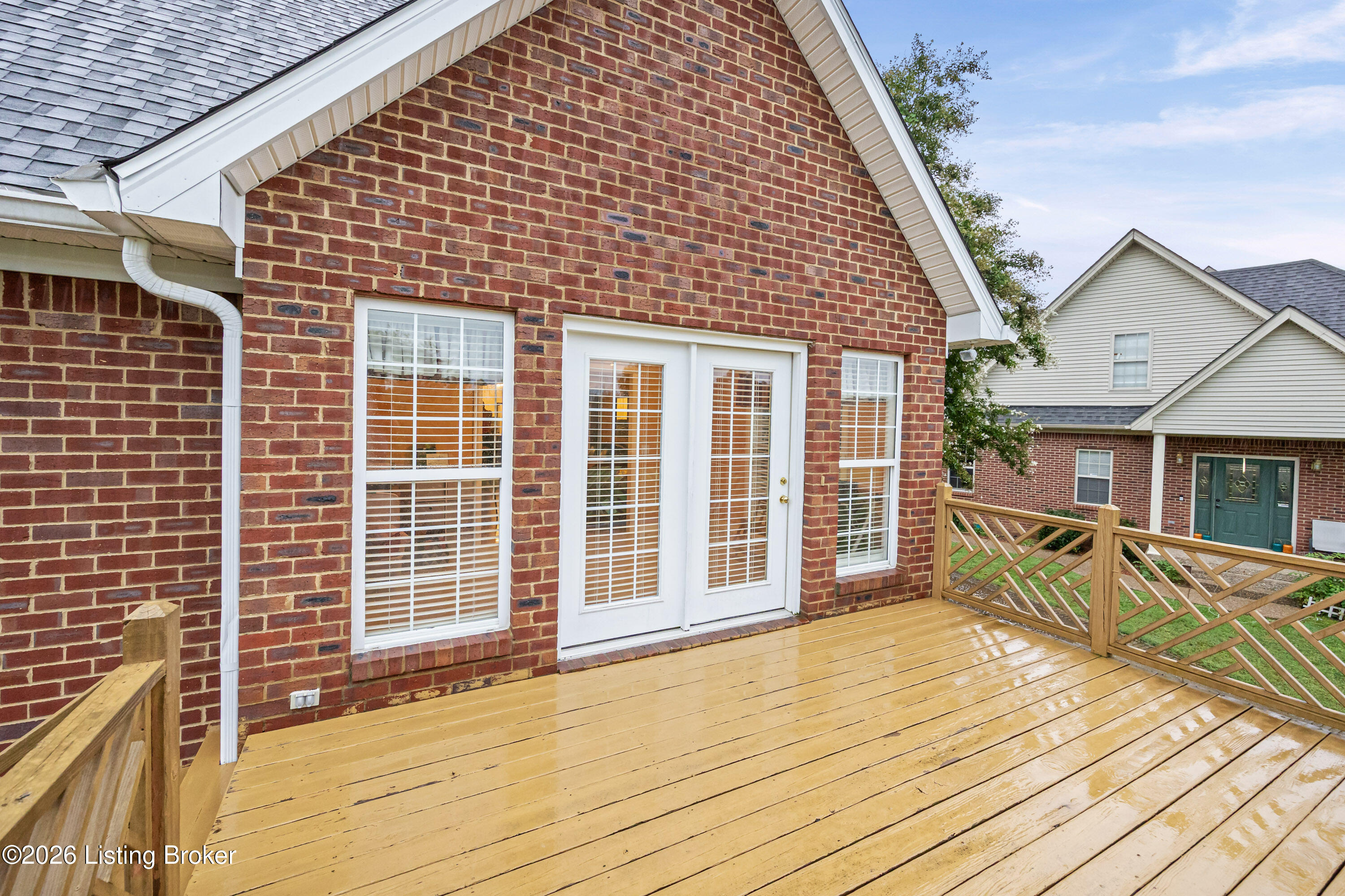 110 Ashton Ct