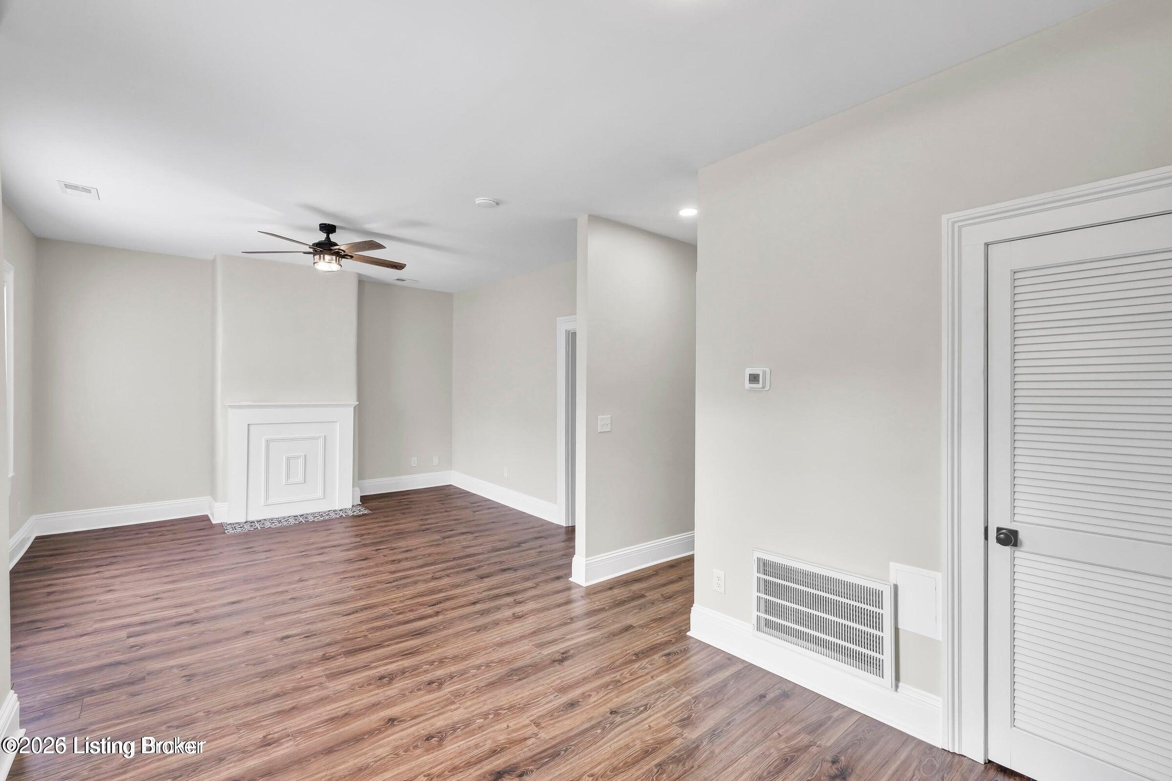 1426 S Brook St Unit 1