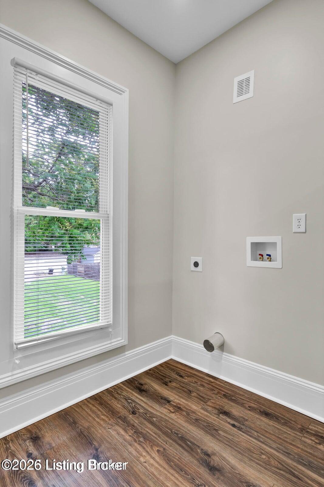 1426 S Brook St Unit 1