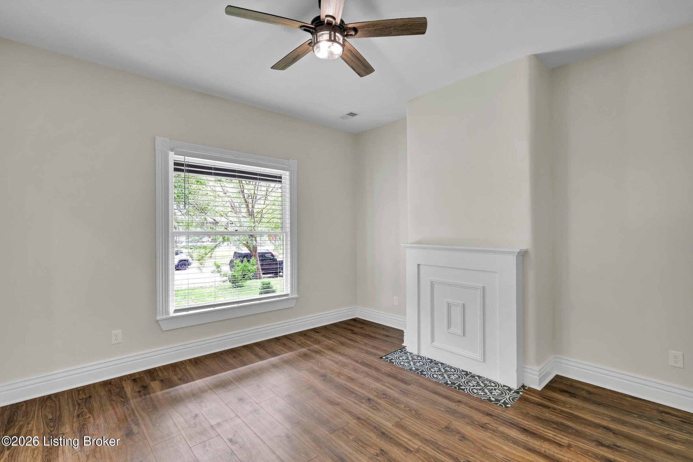1426 S Brook St Unit 1