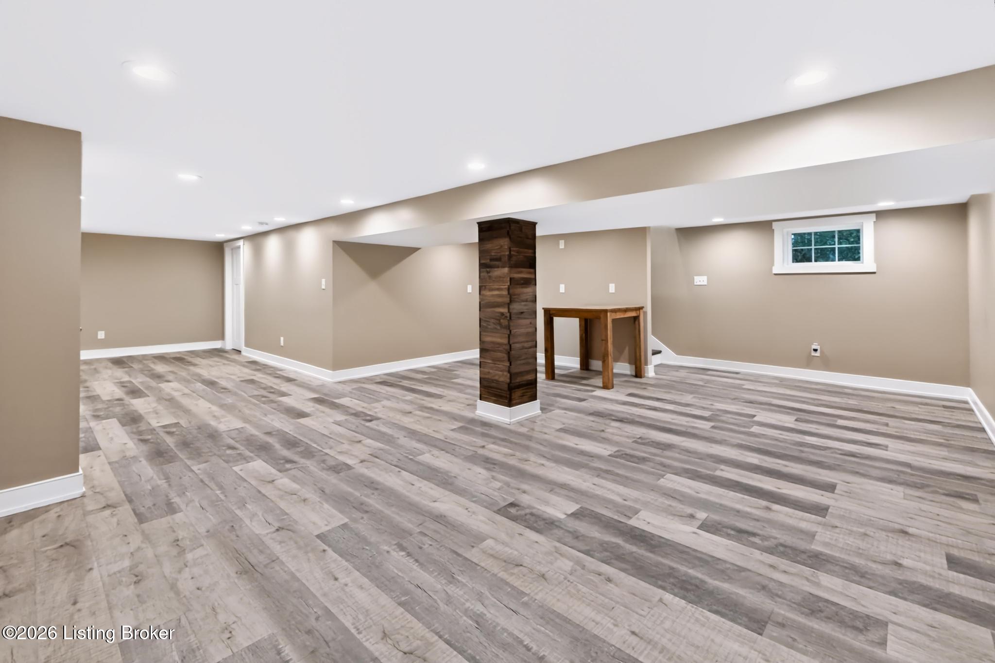 210 Cornell Pl