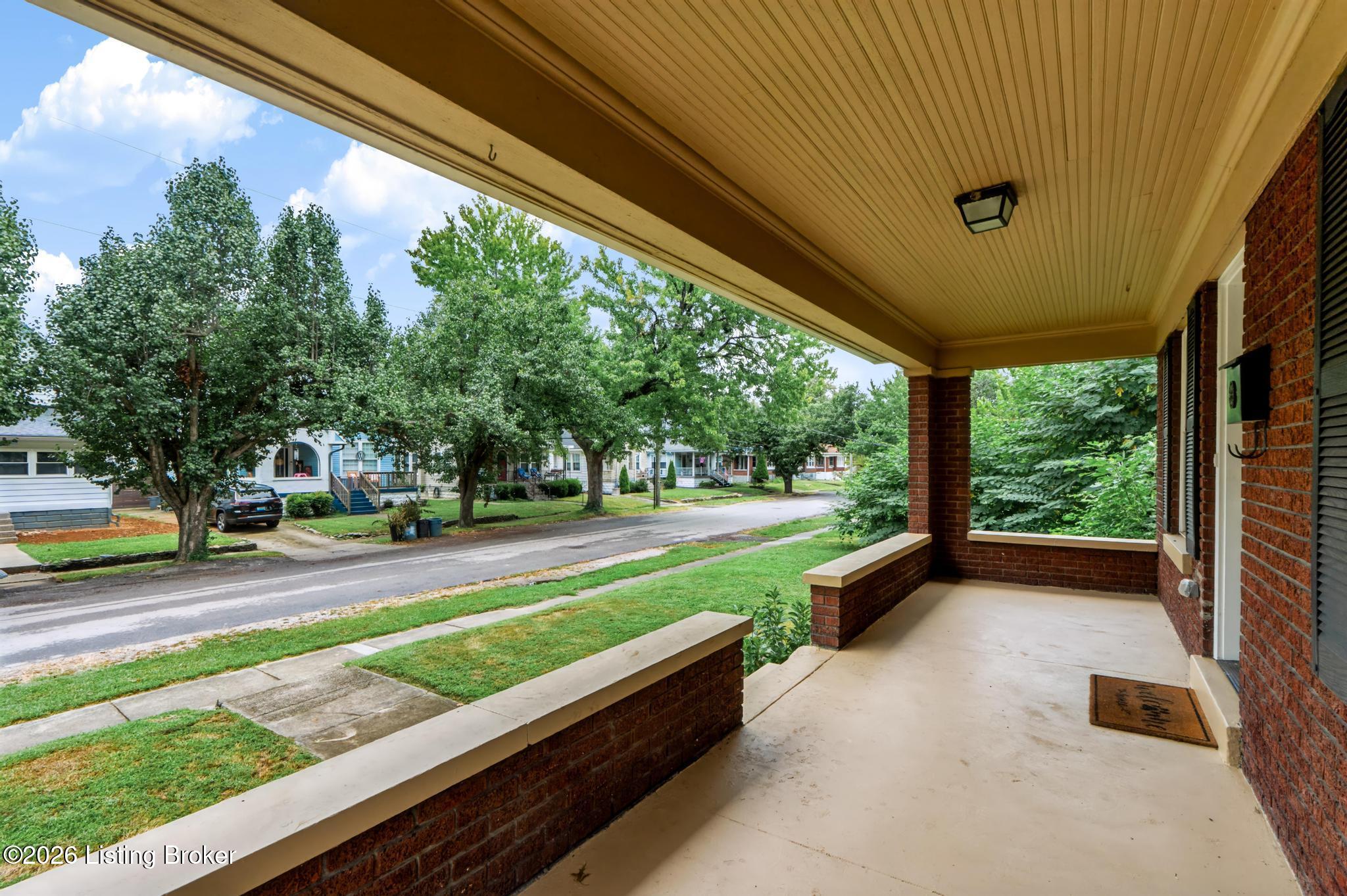 210 Cornell Pl