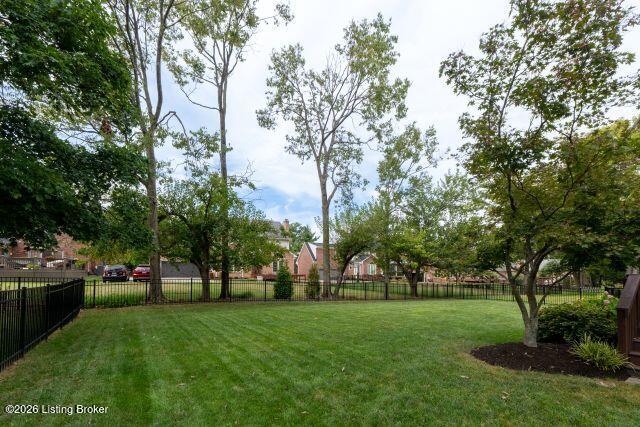 818 Foxgate Rd
