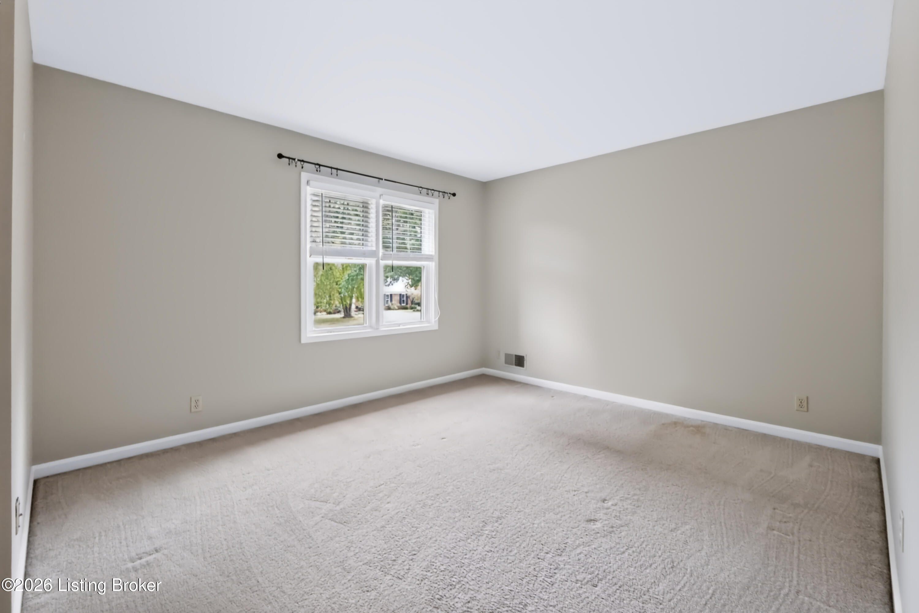 818 Foxgate Rd