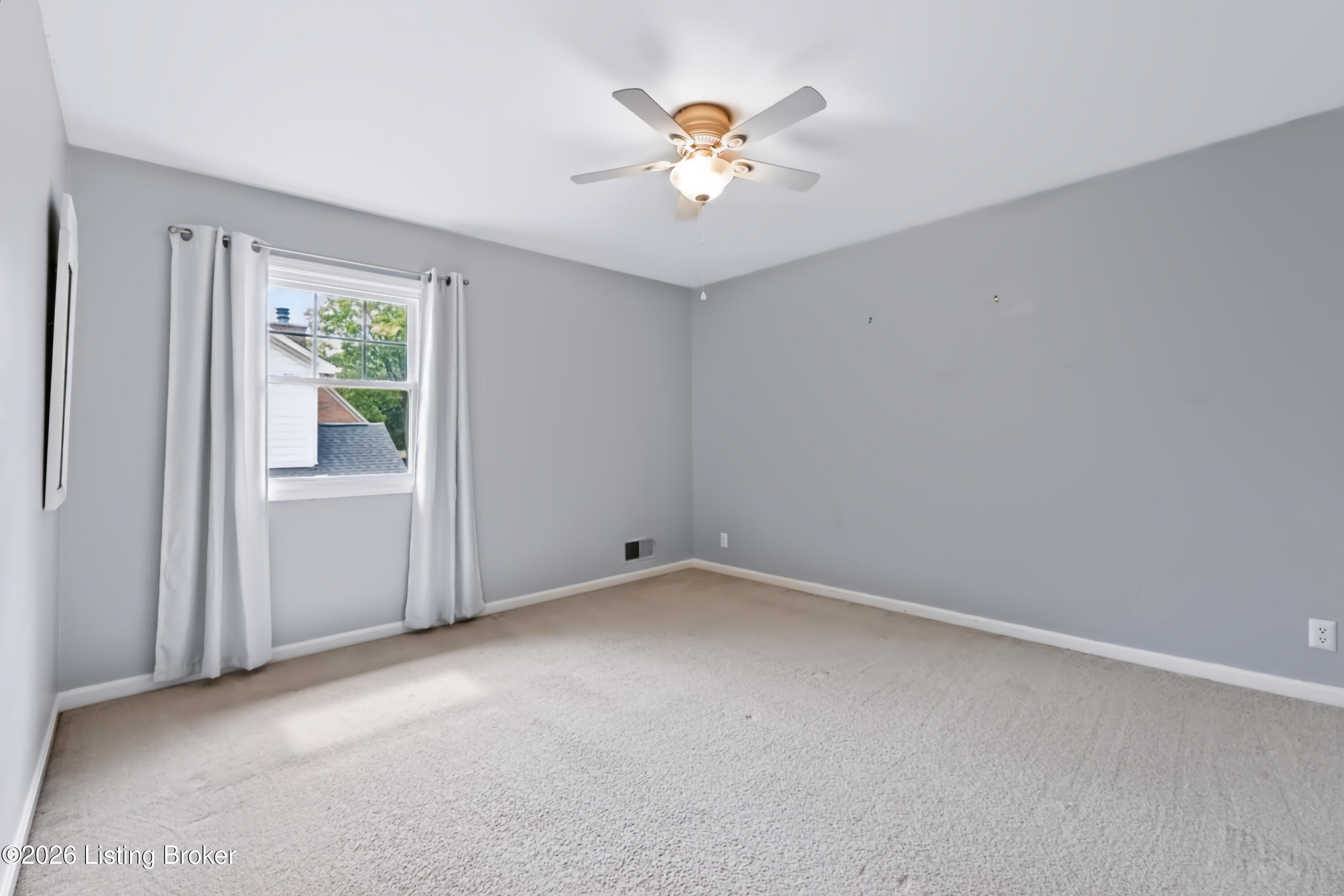 818 Foxgate Rd