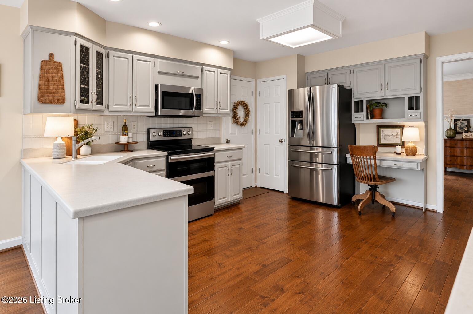 818 Foxgate Rd