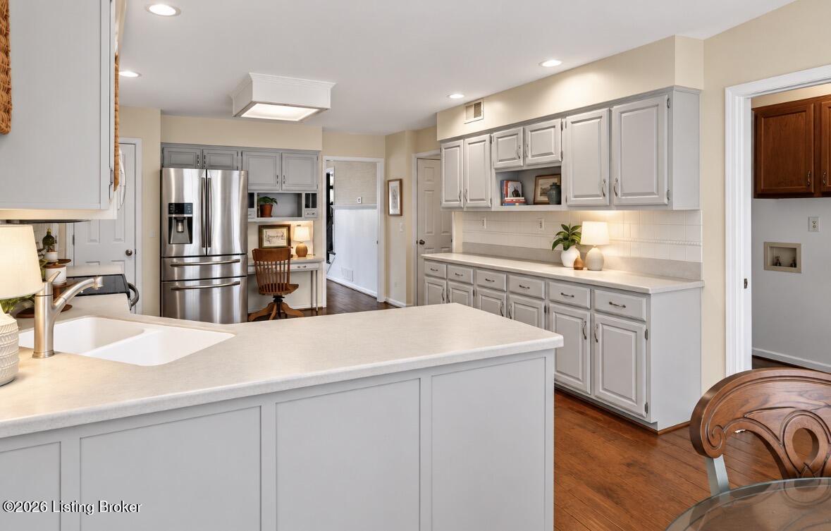 818 Foxgate Rd
