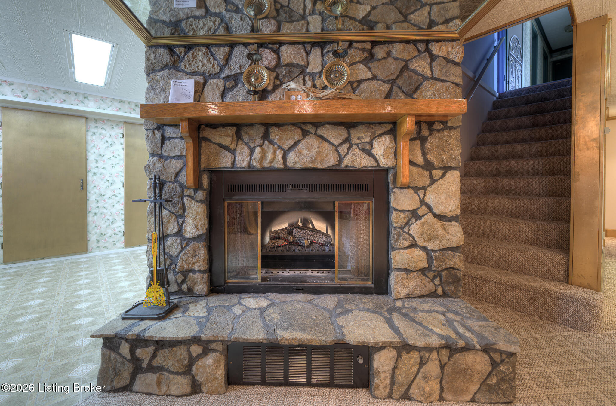 203 Ridge Rd