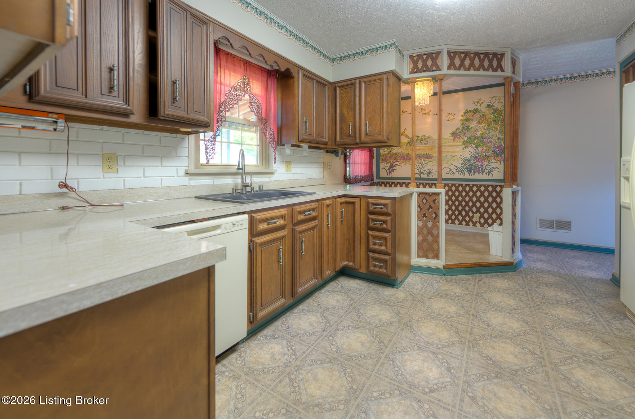203 Ridge Rd