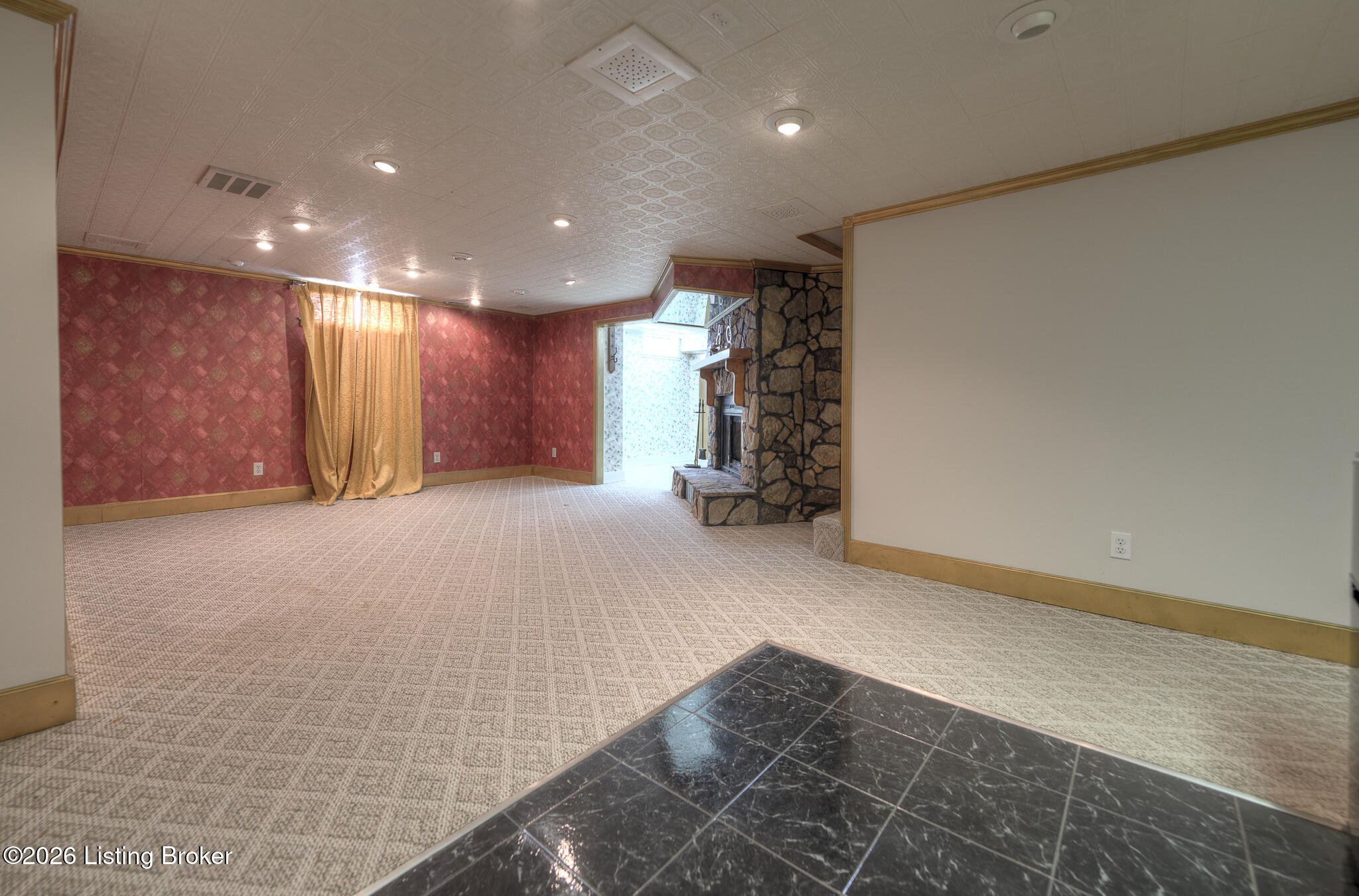203 Ridge Rd