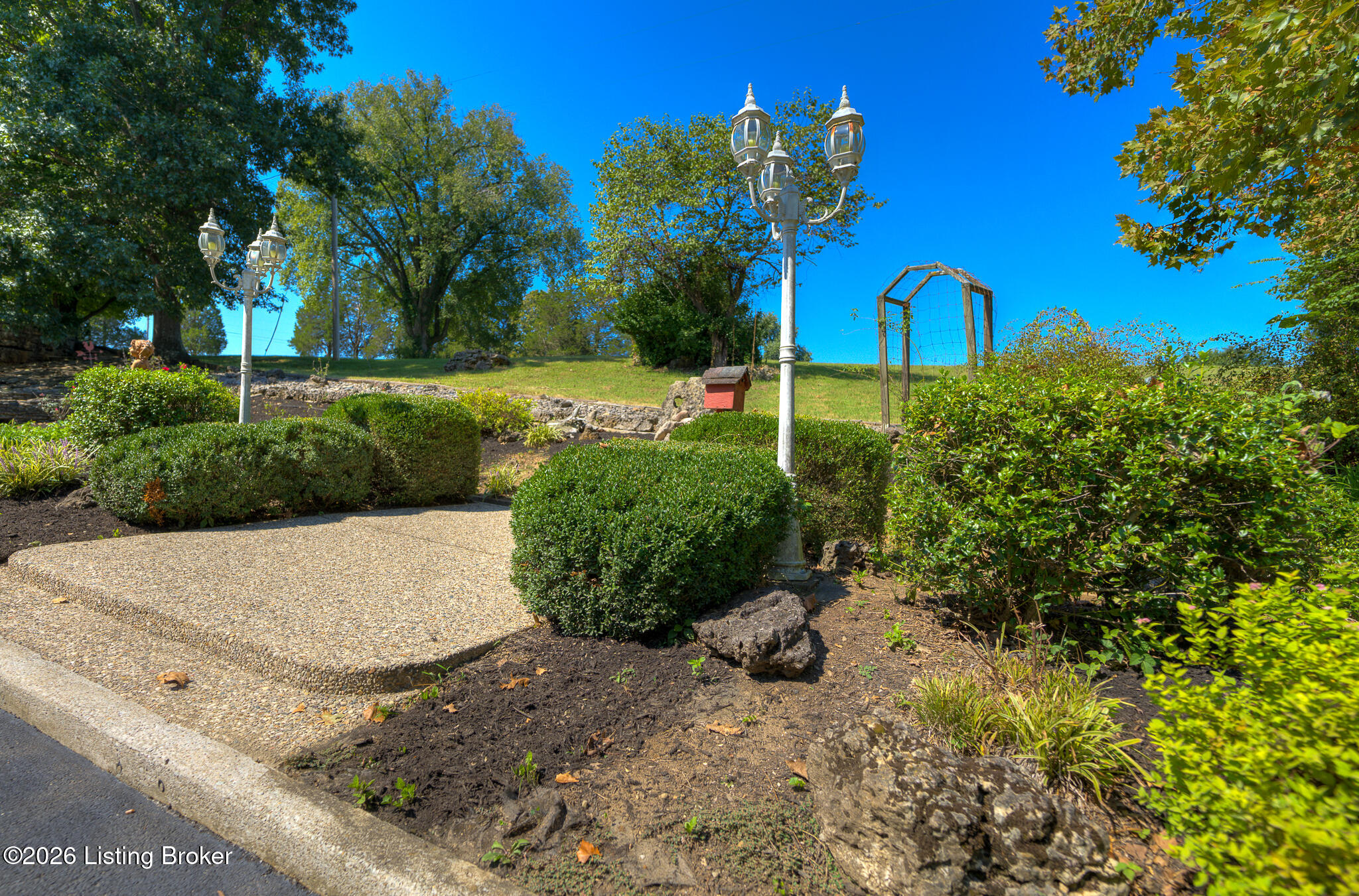 203 Ridge Rd
