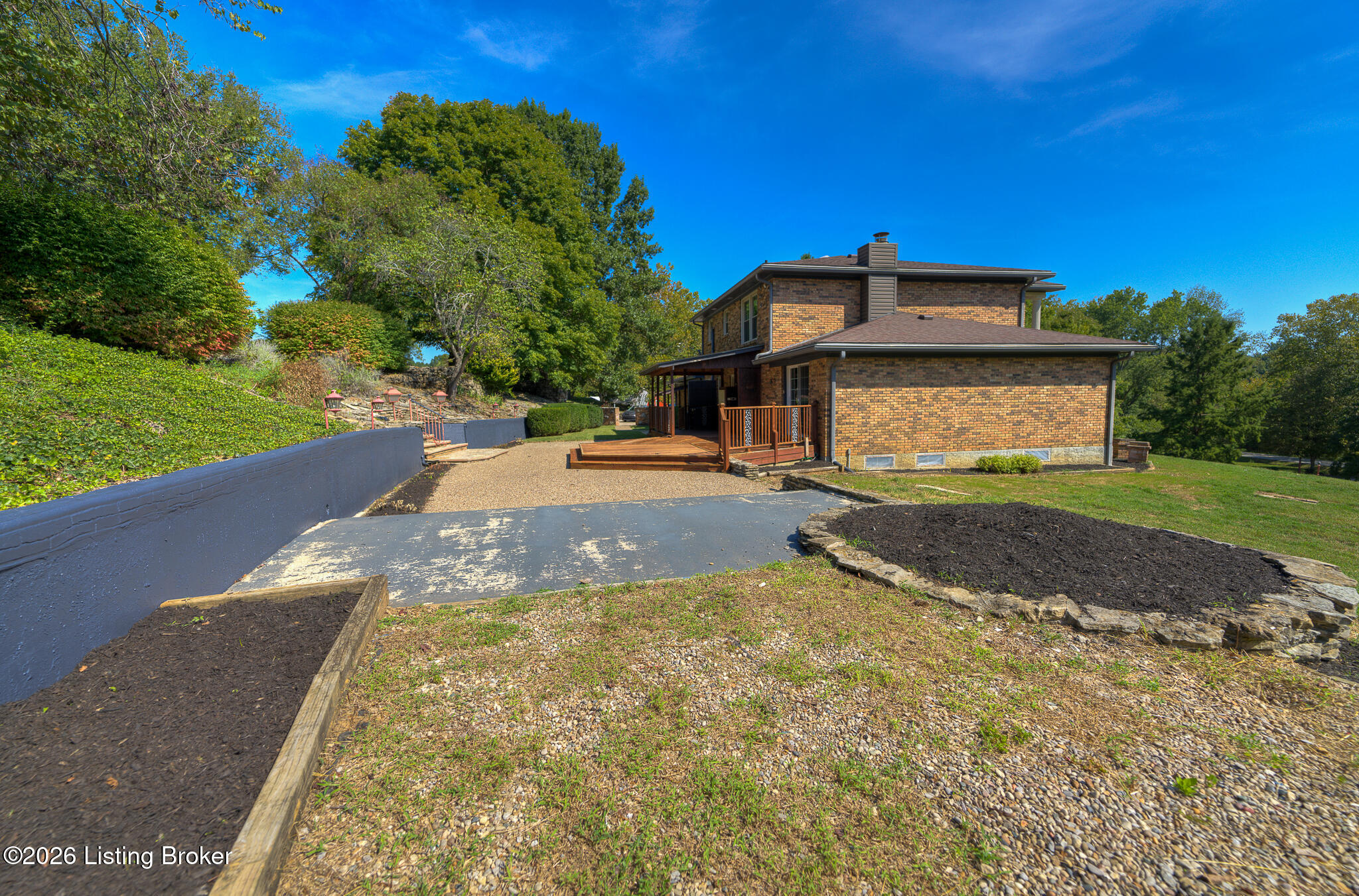 203 Ridge Rd