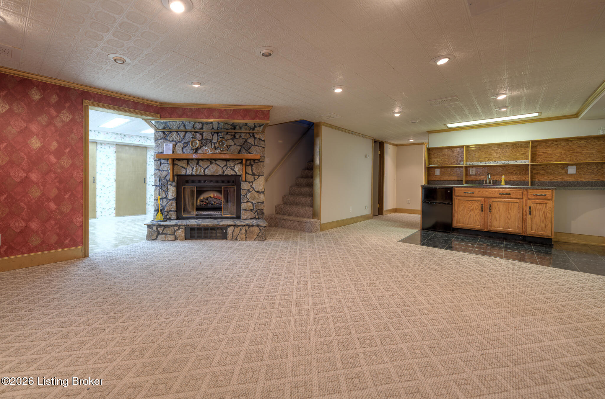203 Ridge Rd