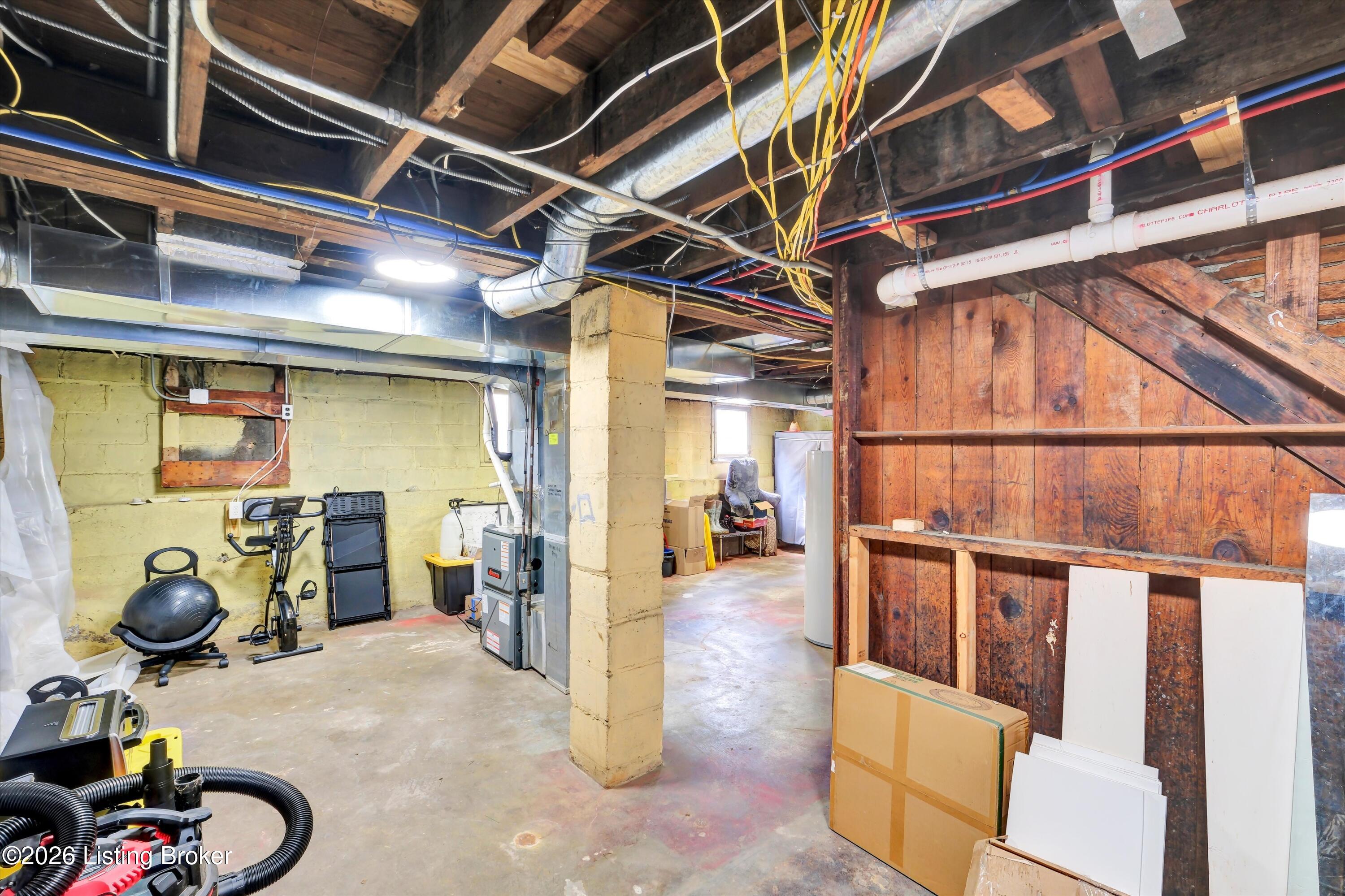 142 N Birchwood Ave
