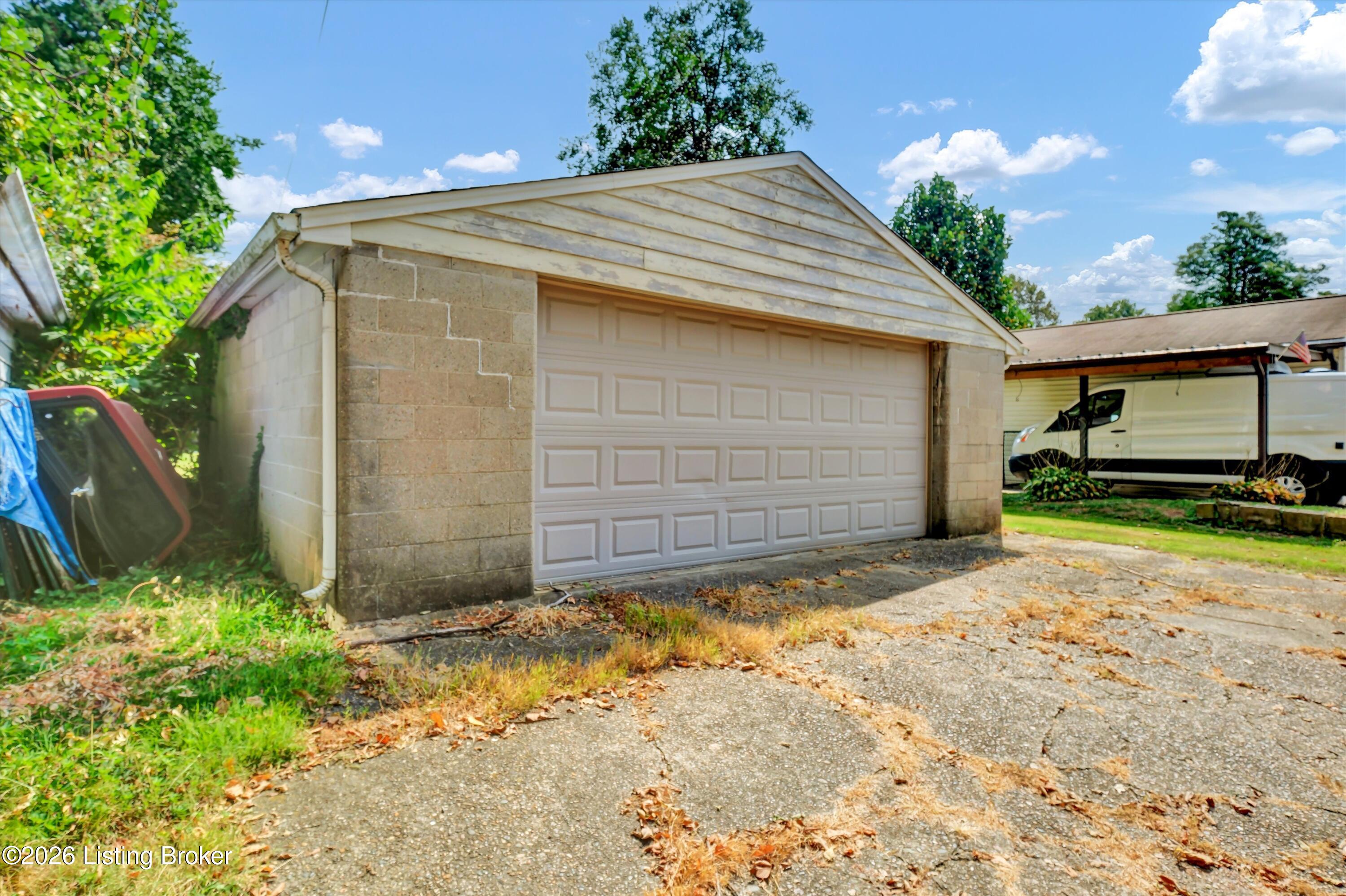 142 N Birchwood Ave