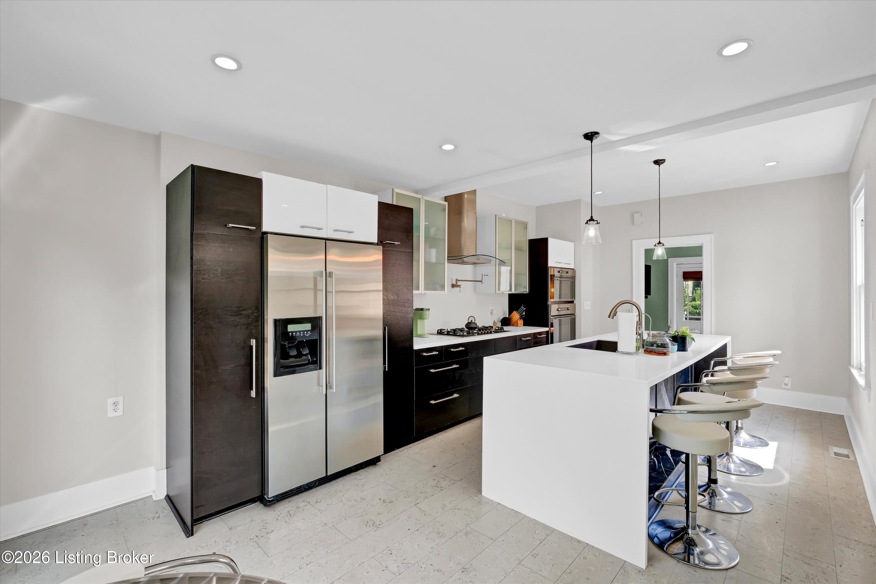 142 N Birchwood Ave