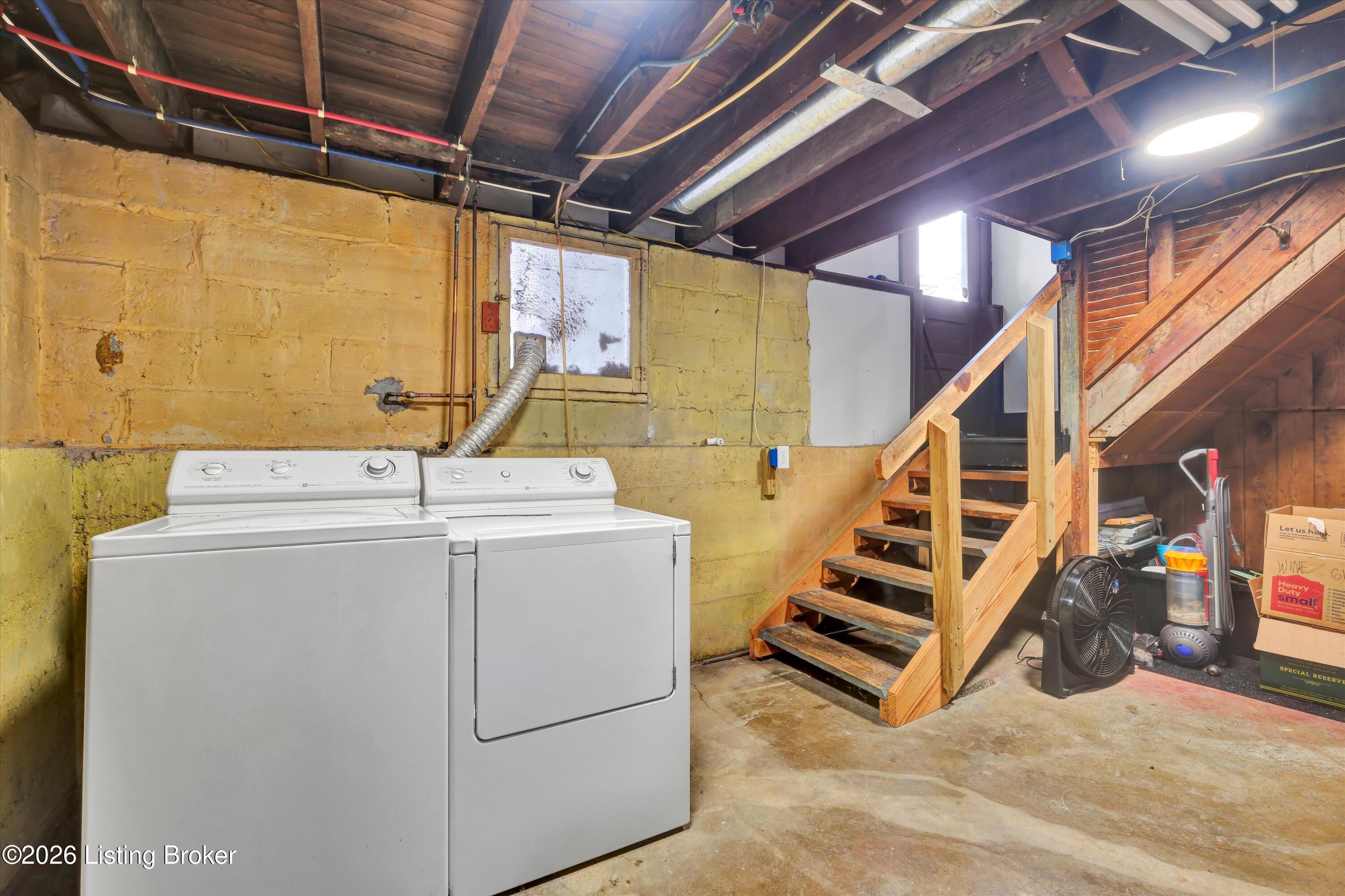 142 N Birchwood Ave