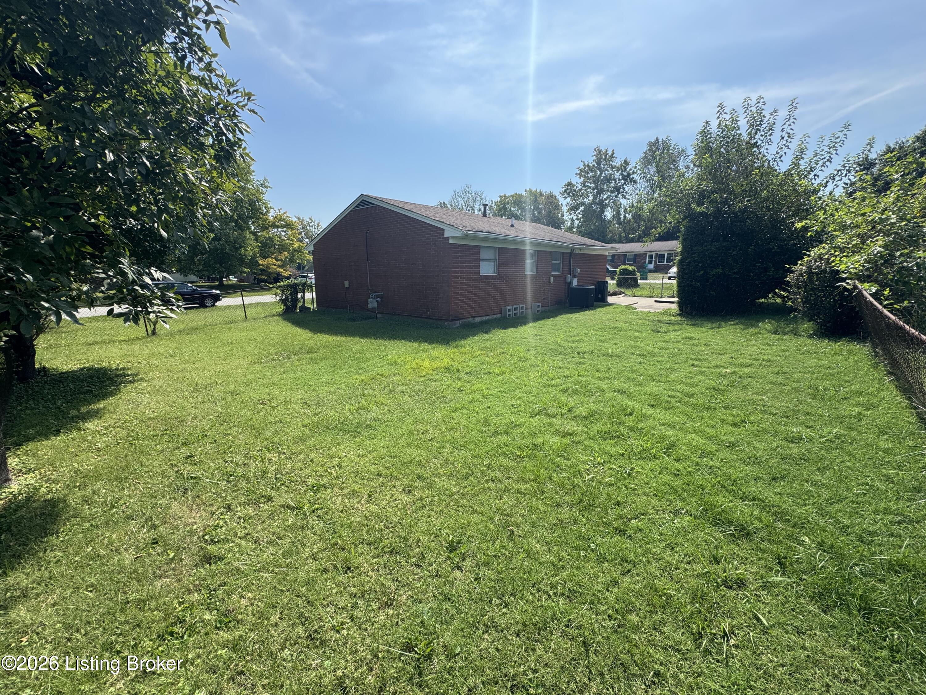 9622 Britannia Ct