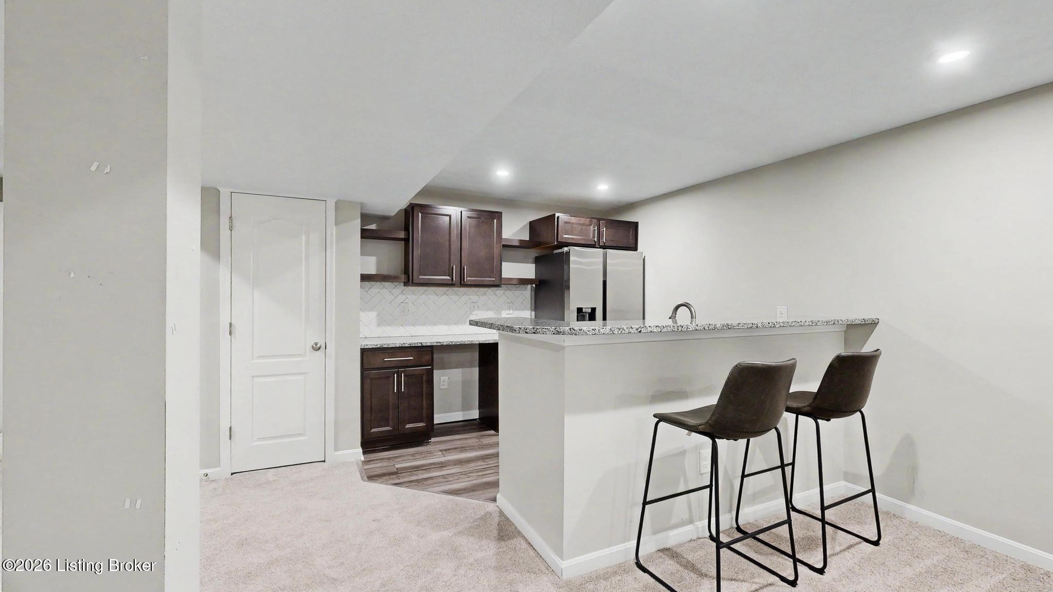 15802 Stonehouse Ct