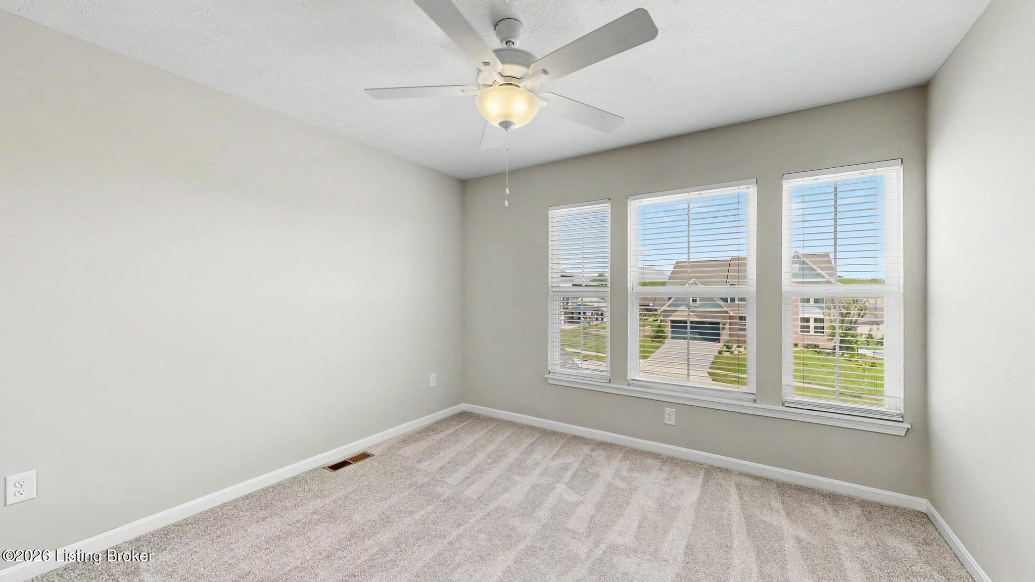 15802 Stonehouse Ct