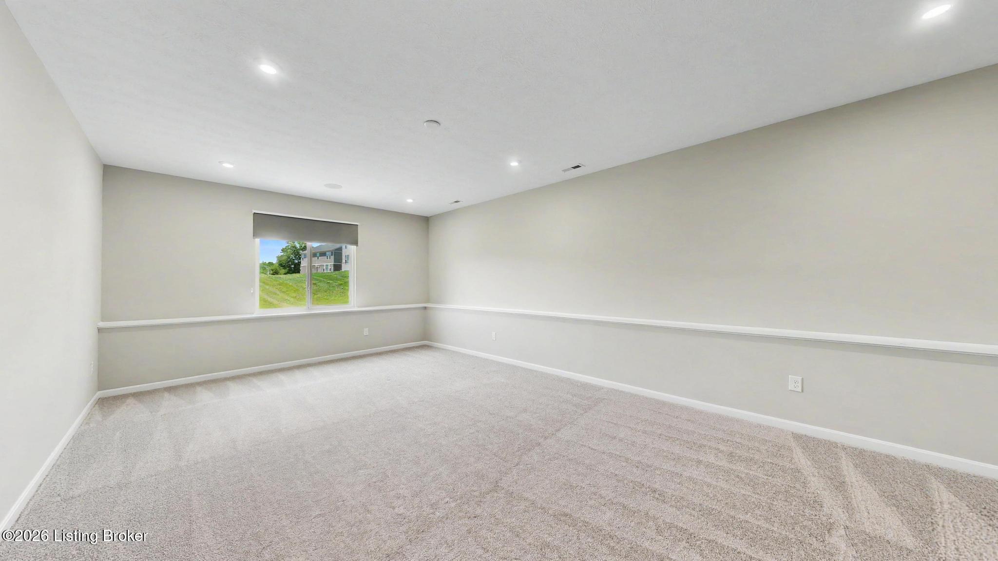 15802 Stonehouse Ct