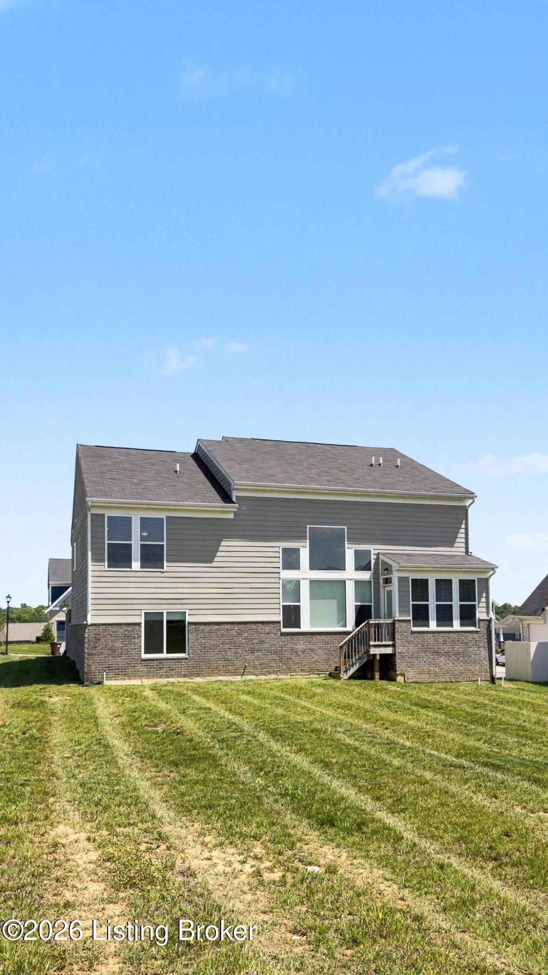 15802 Stonehouse Ct