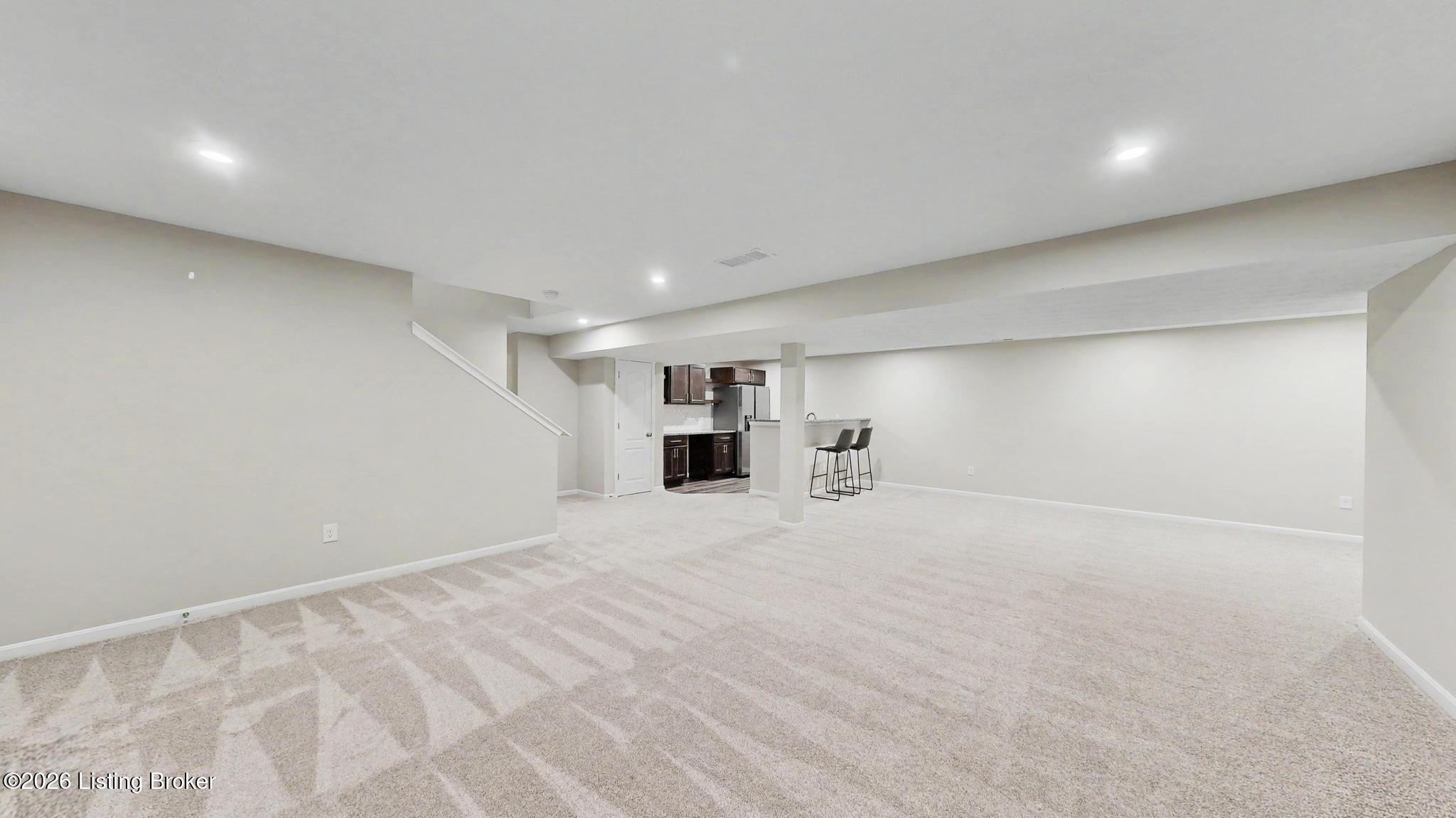 15802 Stonehouse Ct