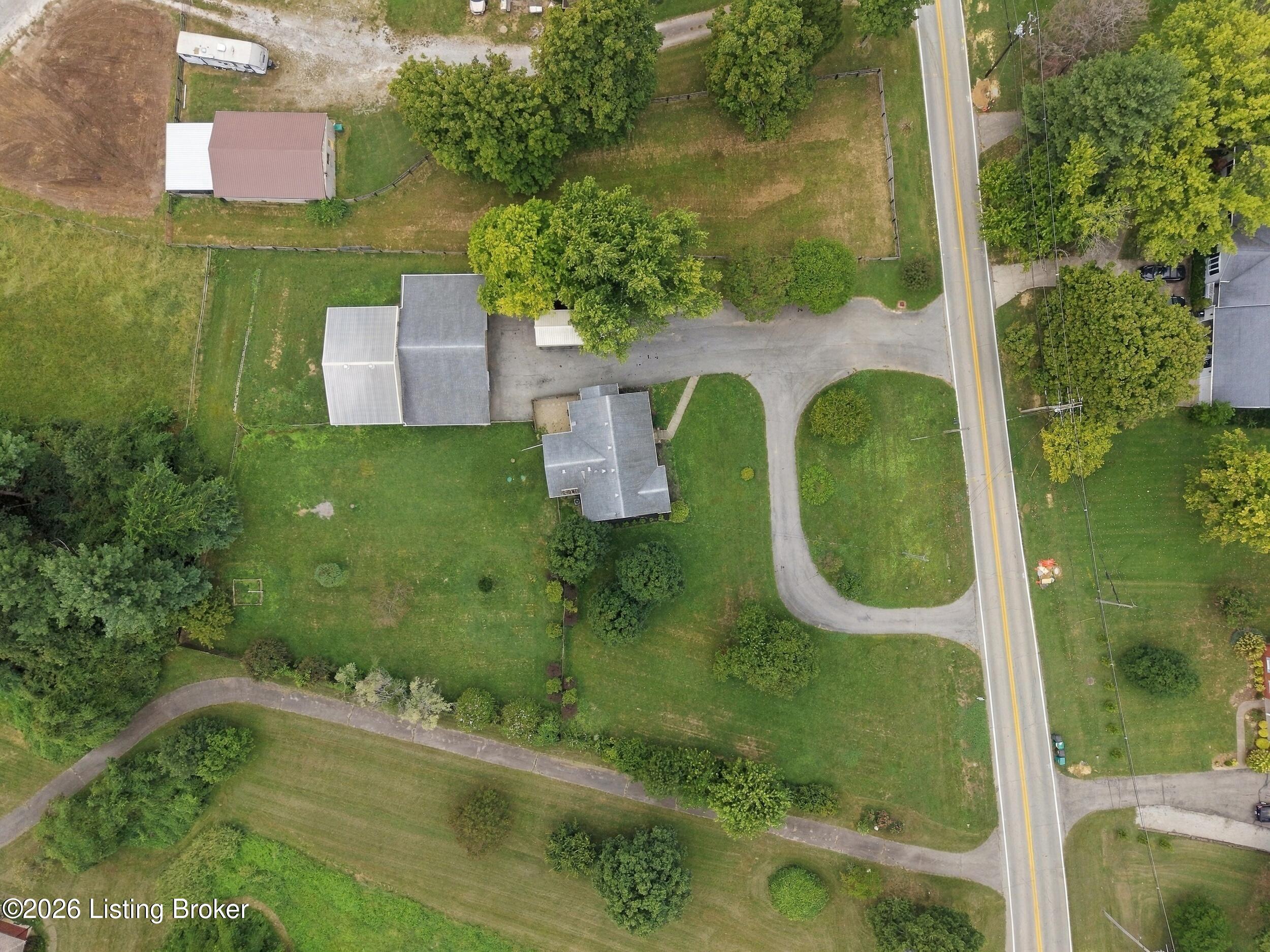 7804 E Manslick Rd