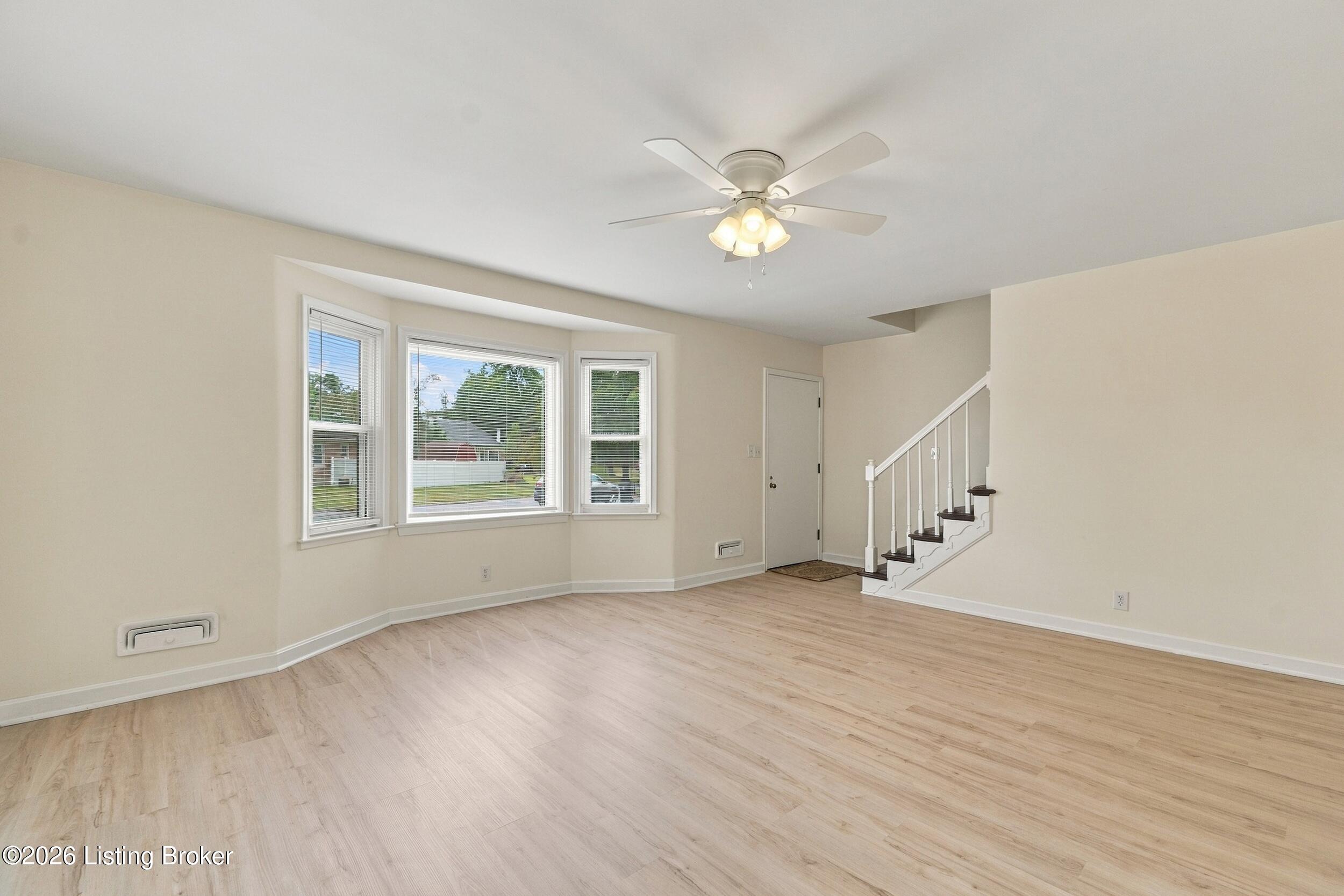 2015 Tyrone Dr