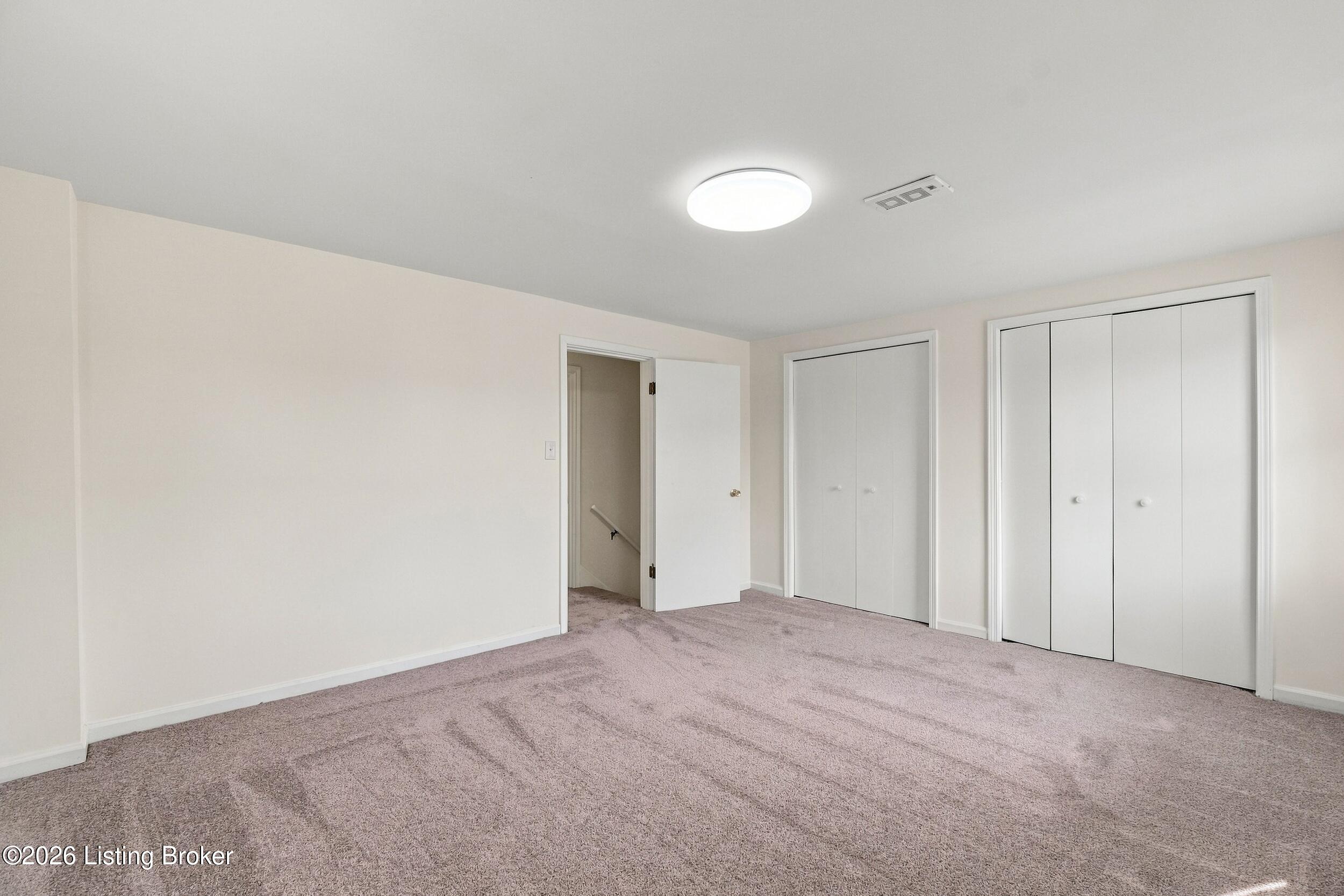 2015 Tyrone Dr